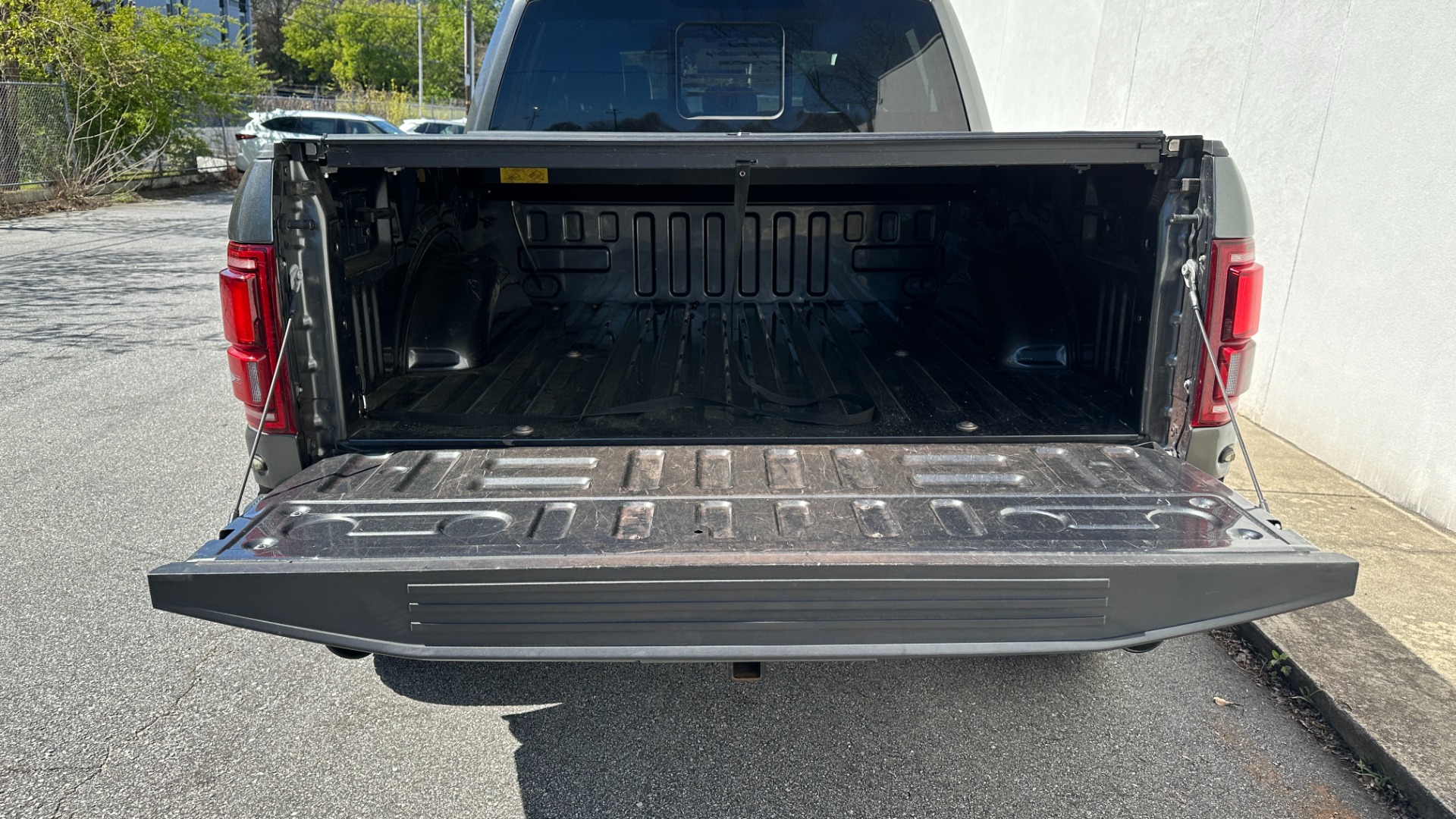 Used 2017 Ford F-150 Raptor for sale Sold at Formula Imports in Charlotte NC 28227 18
