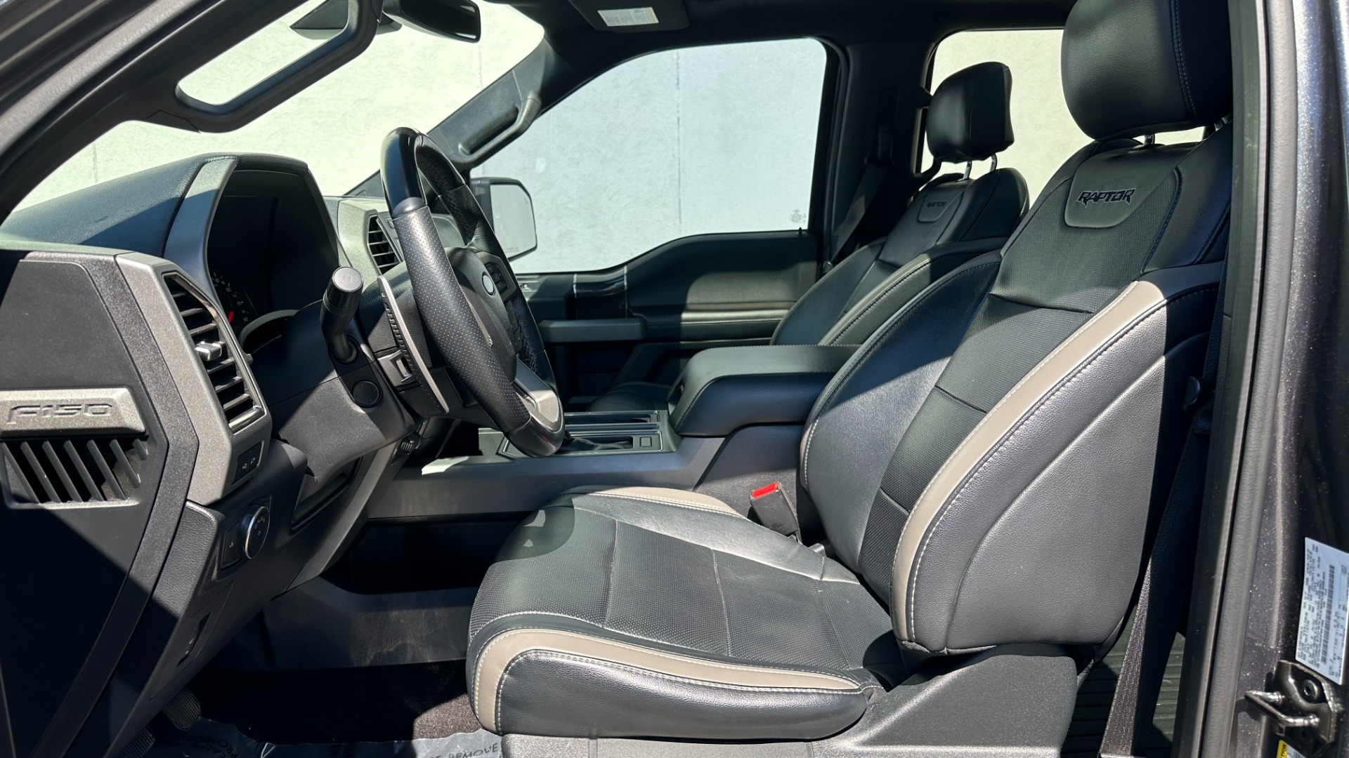 Used 2017 Ford F-150 Raptor for sale $45,995 at Formula Imports in Charlotte NC 28227 26
