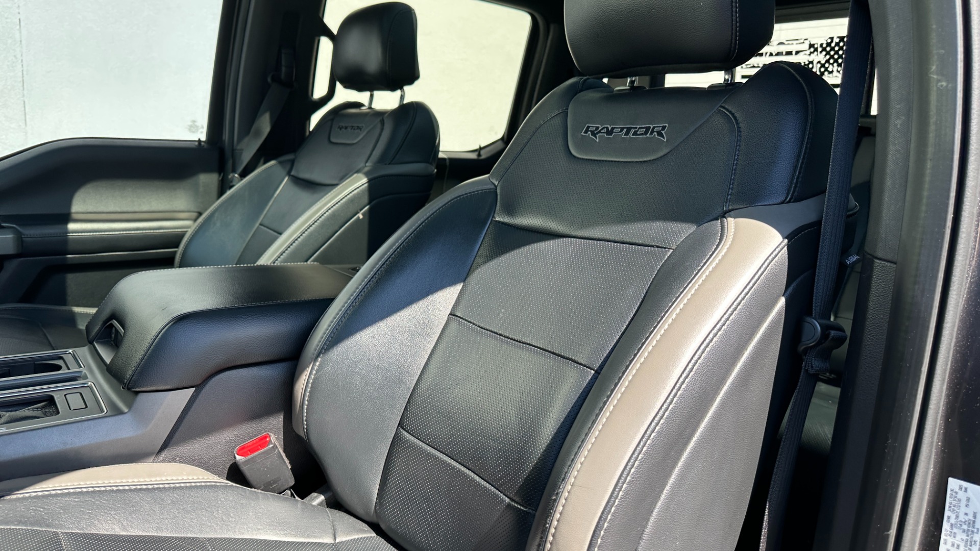 Used 2017 Ford F-150 Raptor for sale $45,995 at Formula Imports in Charlotte NC 28227 27