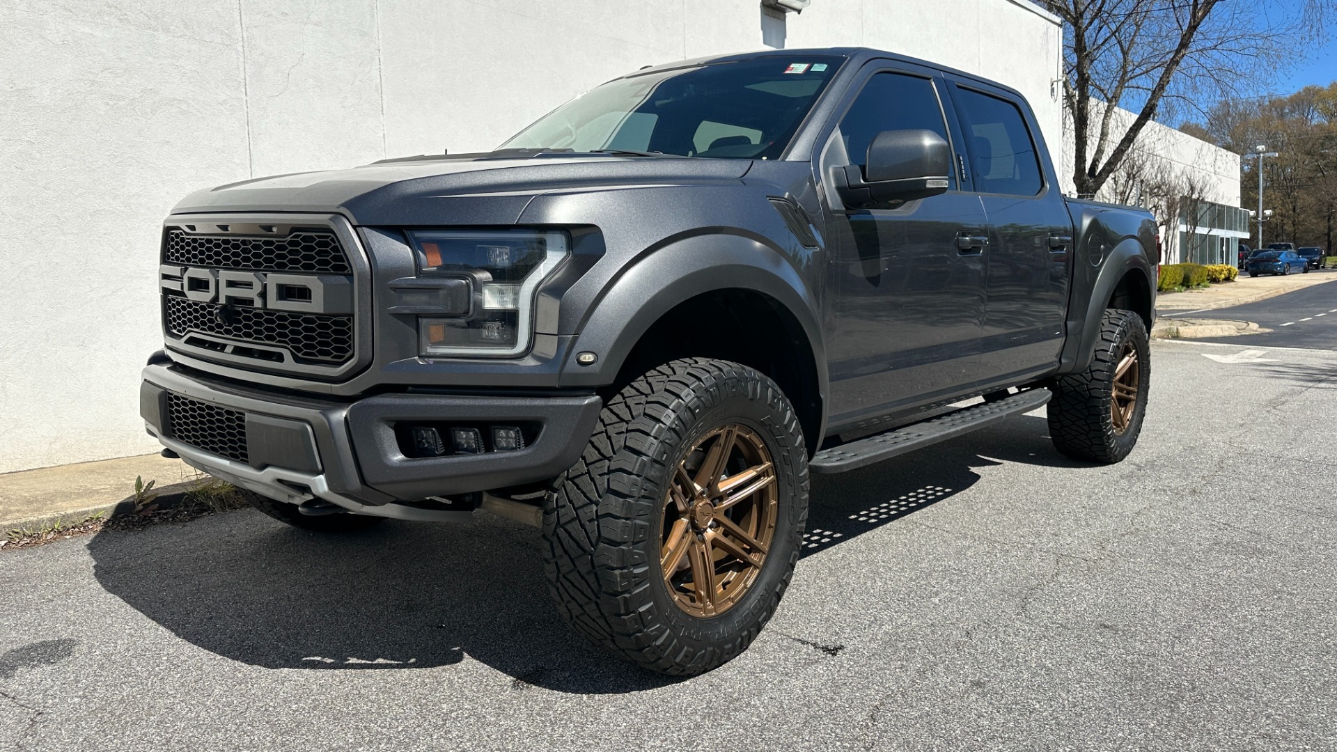 Used 2017 Ford F-150 Raptor for sale $45,995 at Formula Imports in Charlotte NC 28227 8