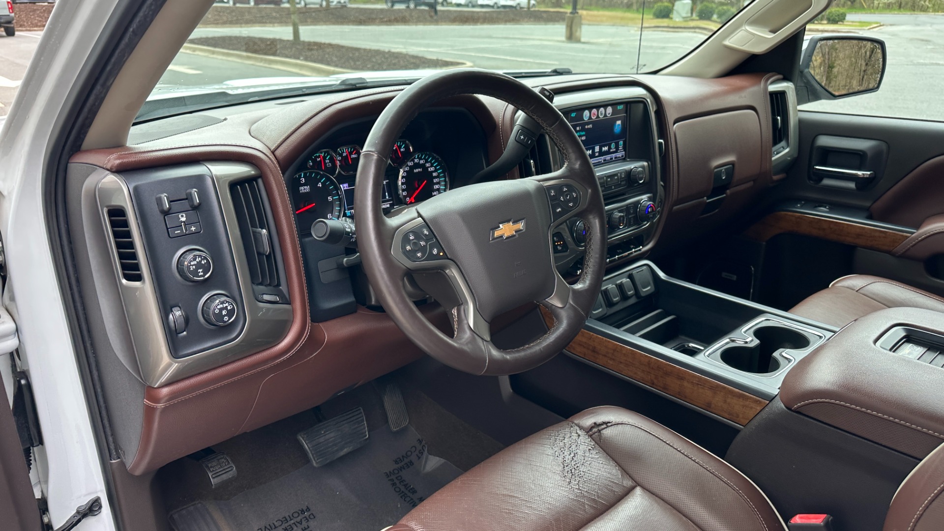 Used 2016 Chevrolet Silverado 1500 HIGH COUNTRY / PREMIUM PACKAGE / PEARL PAINT / SUNROOF / 4X4 for sale Sold at Formula Imports in Charlotte NC 28227 11