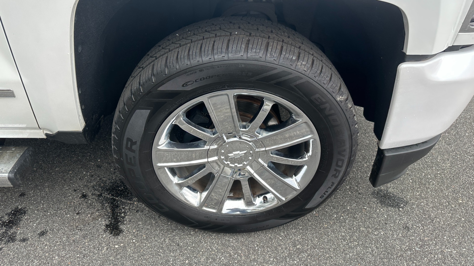 Used 2016 Chevrolet Silverado 1500 HIGH COUNTRY / PREMIUM PACKAGE / PEARL PAINT / SUNROOF / 4X4 for sale Sold at Formula Imports in Charlotte NC 28227 56