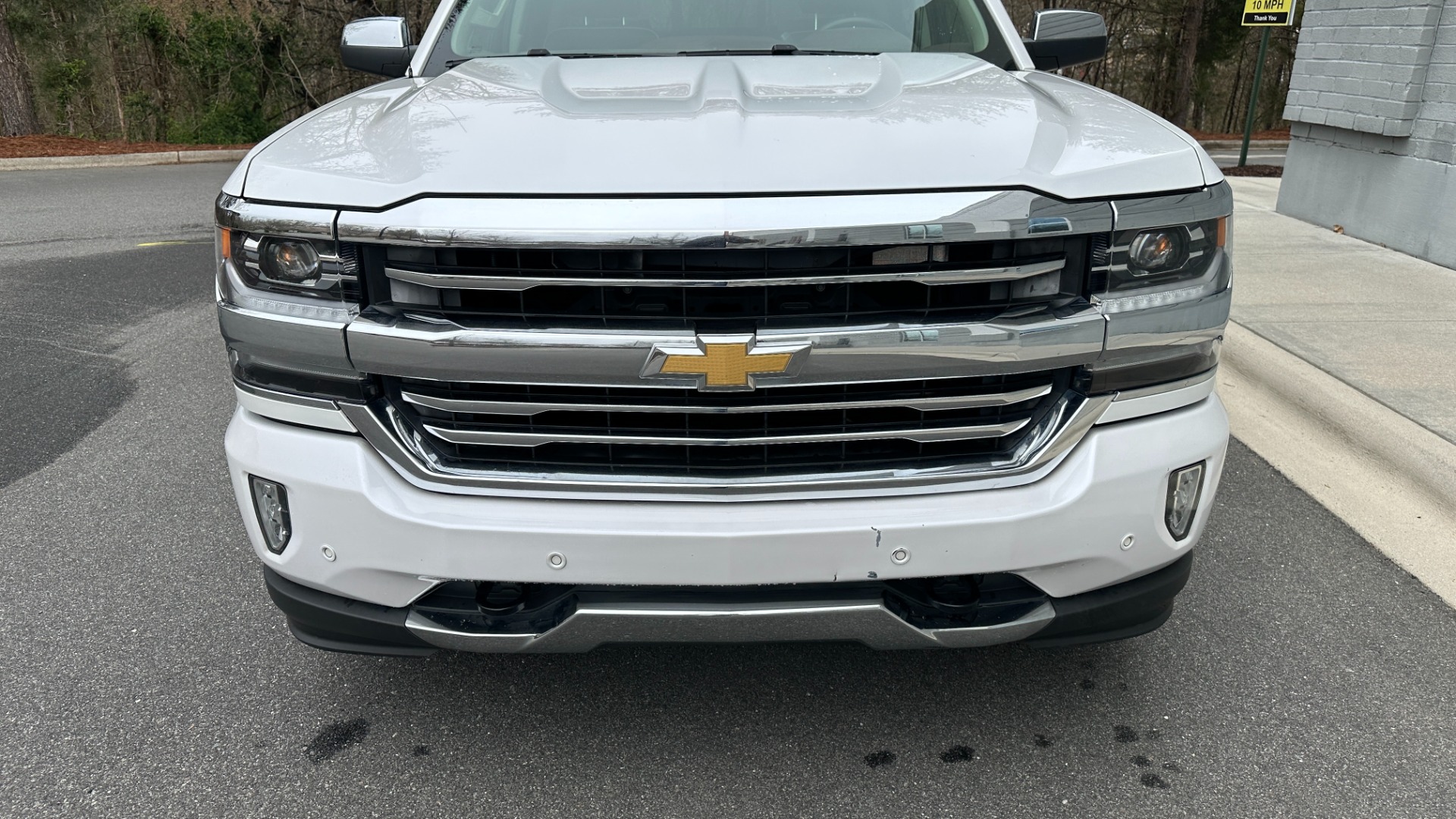 Used 2016 Chevrolet Silverado 1500 HIGH COUNTRY / PREMIUM PACKAGE / PEARL PAINT / SUNROOF / 4X4 for sale Sold at Formula Imports in Charlotte NC 28227 8