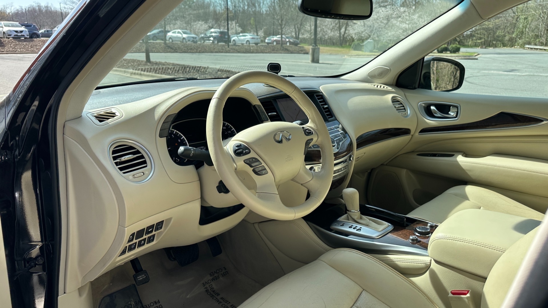 Used 2013 INFINITI JX35 AWD / DVD THEATER PKG / PREMIUM / DELUXE TECH / CARGO / TECH PKG for sale Sold at Formula Imports in Charlotte NC 28227 11