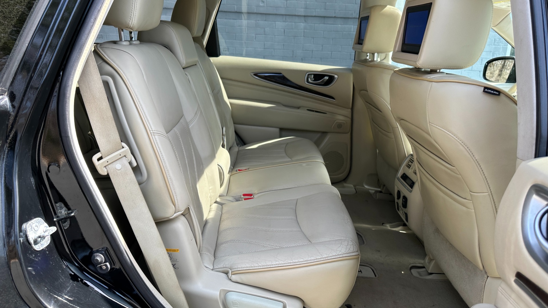 Used 2013 INFINITI JX35 AWD / DVD THEATER PKG / PREMIUM / DELUXE TECH / CARGO / TECH PKG for sale Sold at Formula Imports in Charlotte NC 28227 34