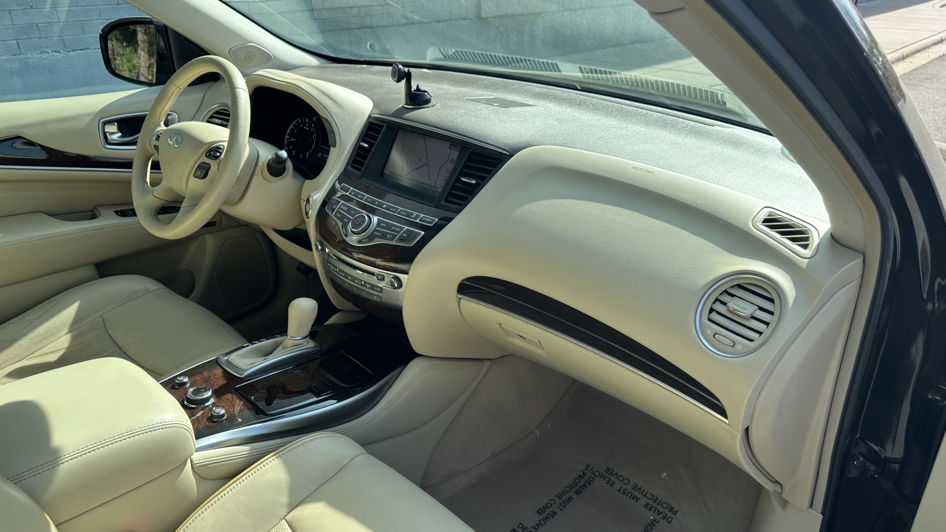 Used 2013 INFINITI JX35 AWD / DVD THEATER PKG / PREMIUM / DELUXE TECH / CARGO / TECH PKG for sale Sold at Formula Imports in Charlotte NC 28227 38