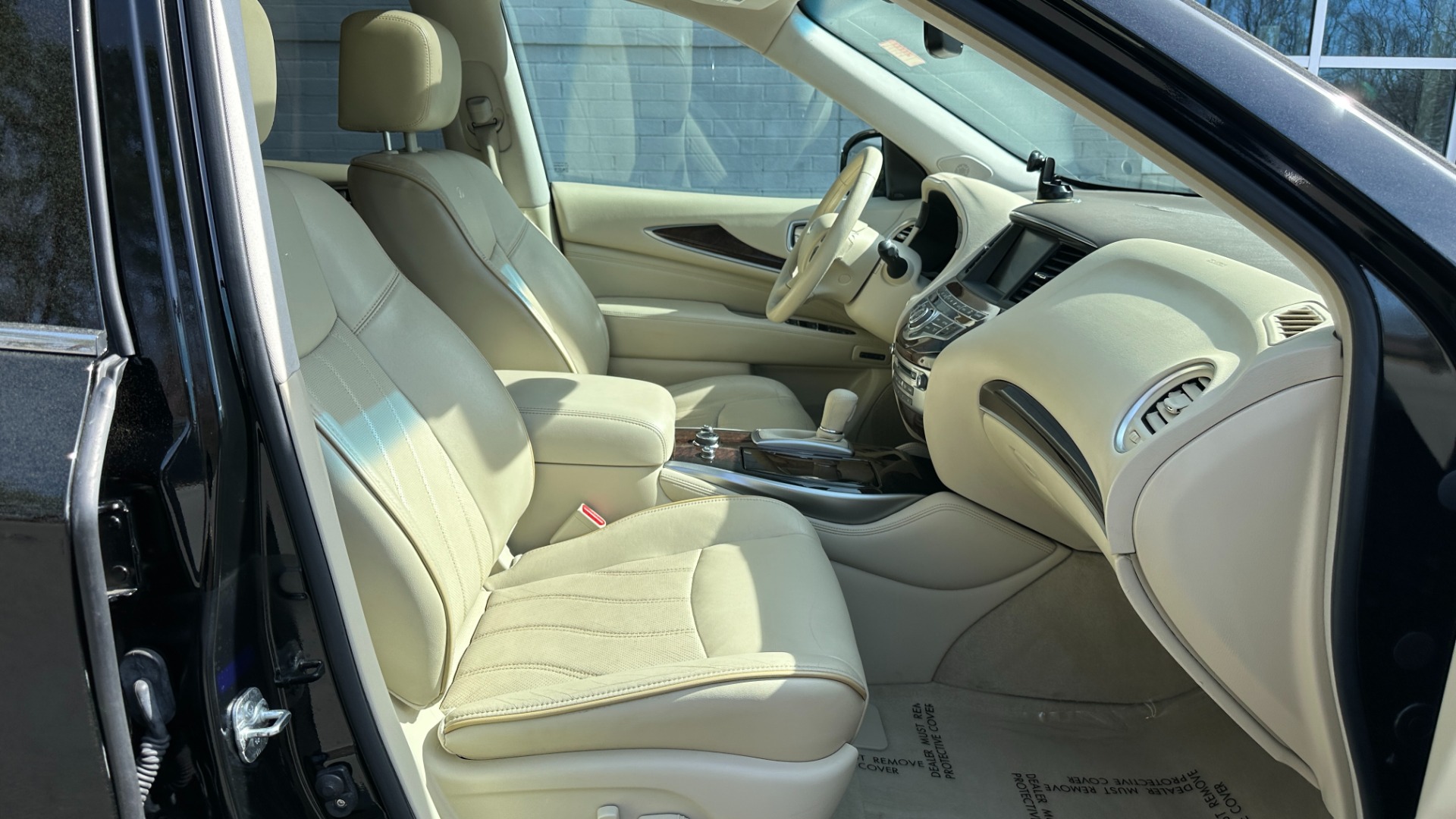 Used 2013 INFINITI JX35 AWD / DVD THEATER PKG / PREMIUM / DELUXE TECH / CARGO / TECH PKG for sale Sold at Formula Imports in Charlotte NC 28227 39
