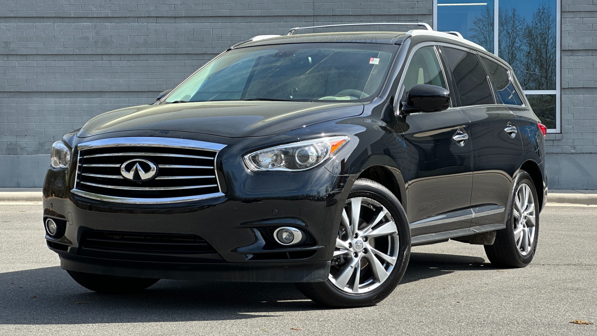 Used 2013 INFINITI JX35 AWD / DVD THEATER PKG / PREMIUM / DELUXE TECH / CARGO / TECH PKG for sale Sold at Formula Imports in Charlotte NC 28227 1