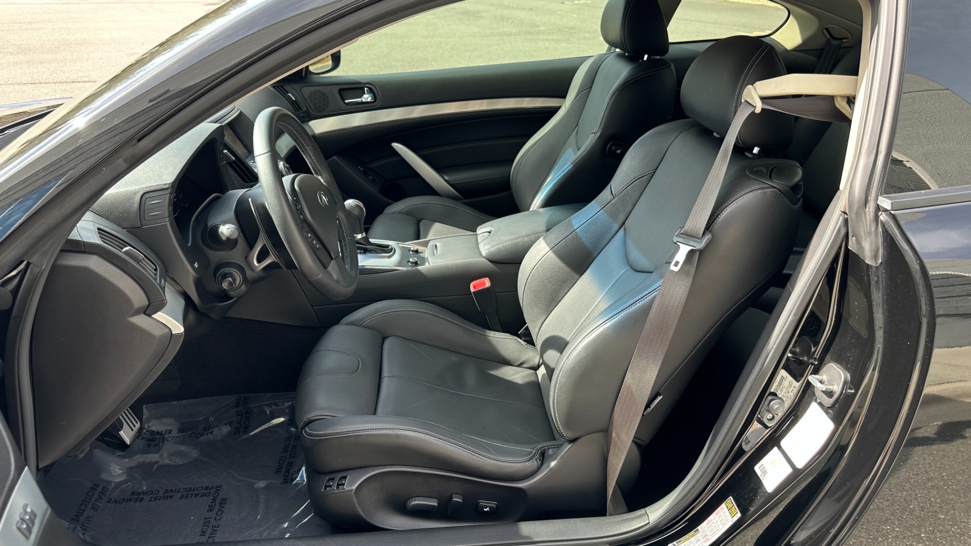 Used 2015 INFINITI Q60 Coupe JOURNEY / SPORT / PREMIUM / NAVIGATION / MIDNIGHT GRILLE for sale Sold at Formula Imports in Charlotte NC 28227 12