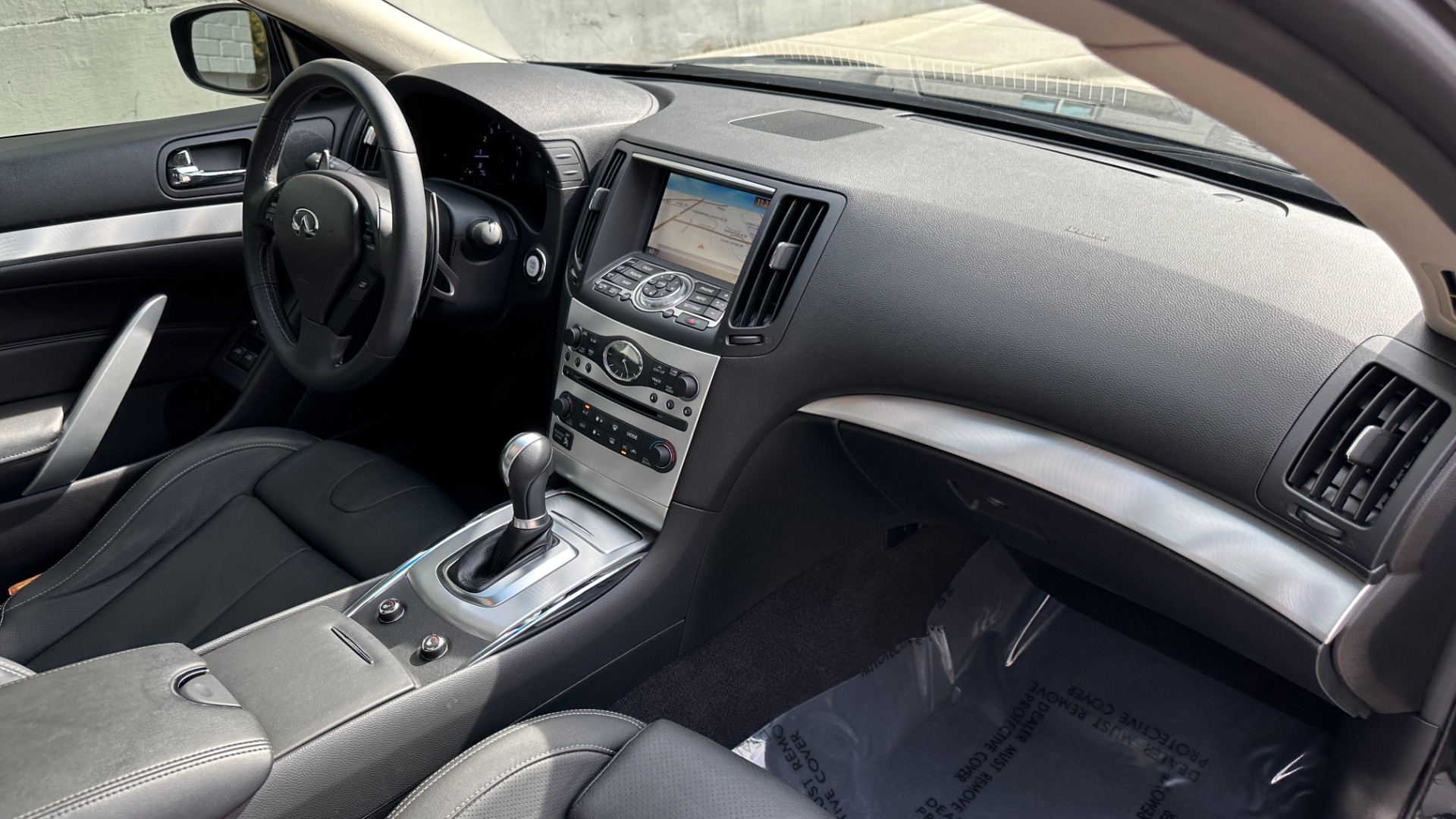 Used 2015 INFINITI Q60 Coupe JOURNEY / SPORT / PREMIUM / NAVIGATION / MIDNIGHT GRILLE for sale Sold at Formula Imports in Charlotte NC 28227 25
