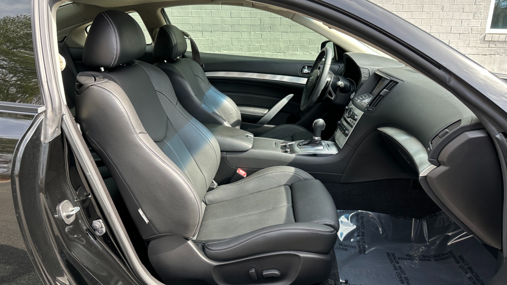 Used 2015 INFINITI Q60 Coupe JOURNEY / SPORT / PREMIUM / NAVIGATION / MIDNIGHT GRILLE for sale Sold at Formula Imports in Charlotte NC 28227 26