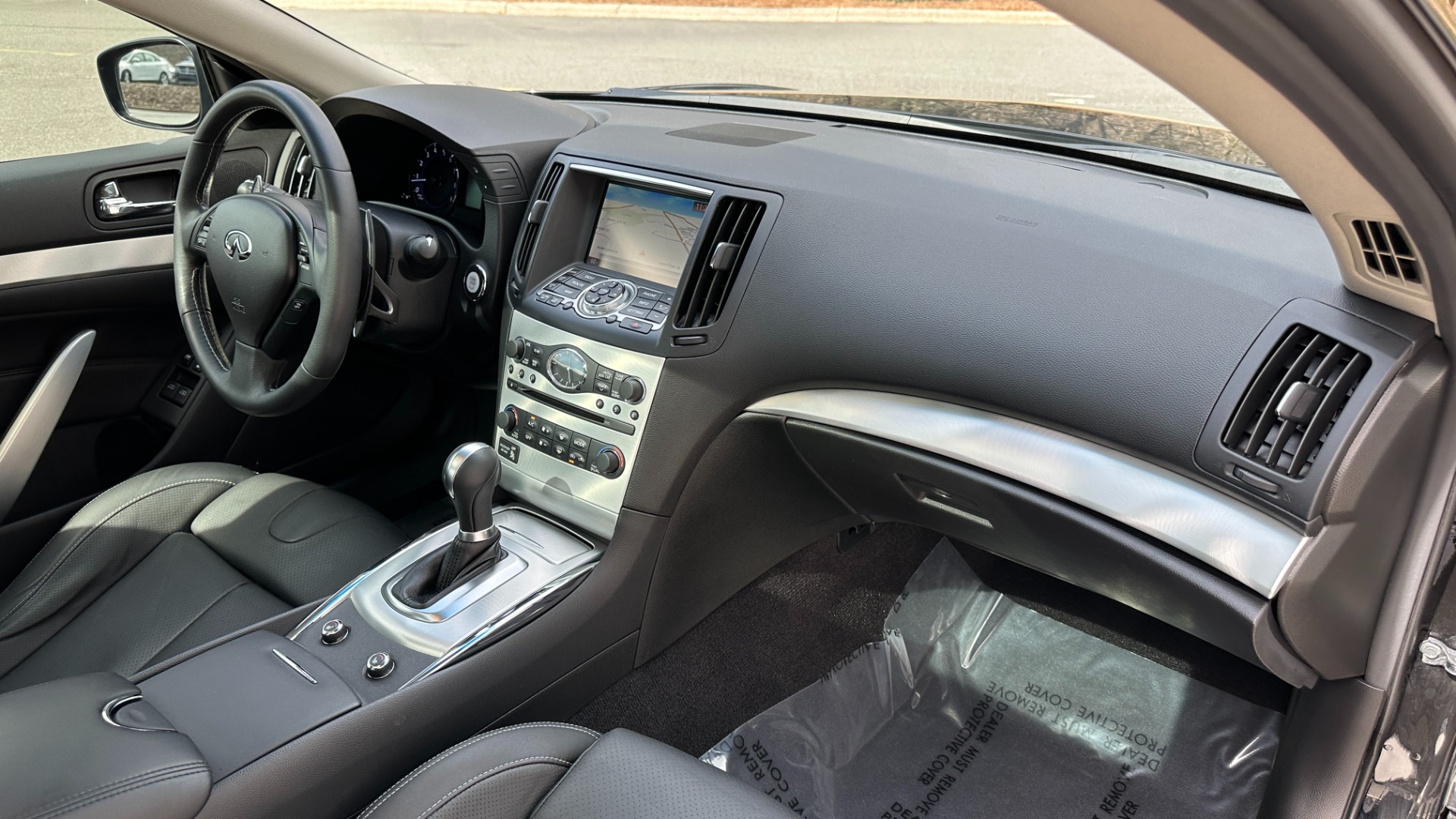 Used 2015 INFINITI Q60 Coupe JOURNEY / SPORT / PREMIUM / NAVIGATION / MIDNIGHT GRILLE for sale Sold at Formula Imports in Charlotte NC 28227 29