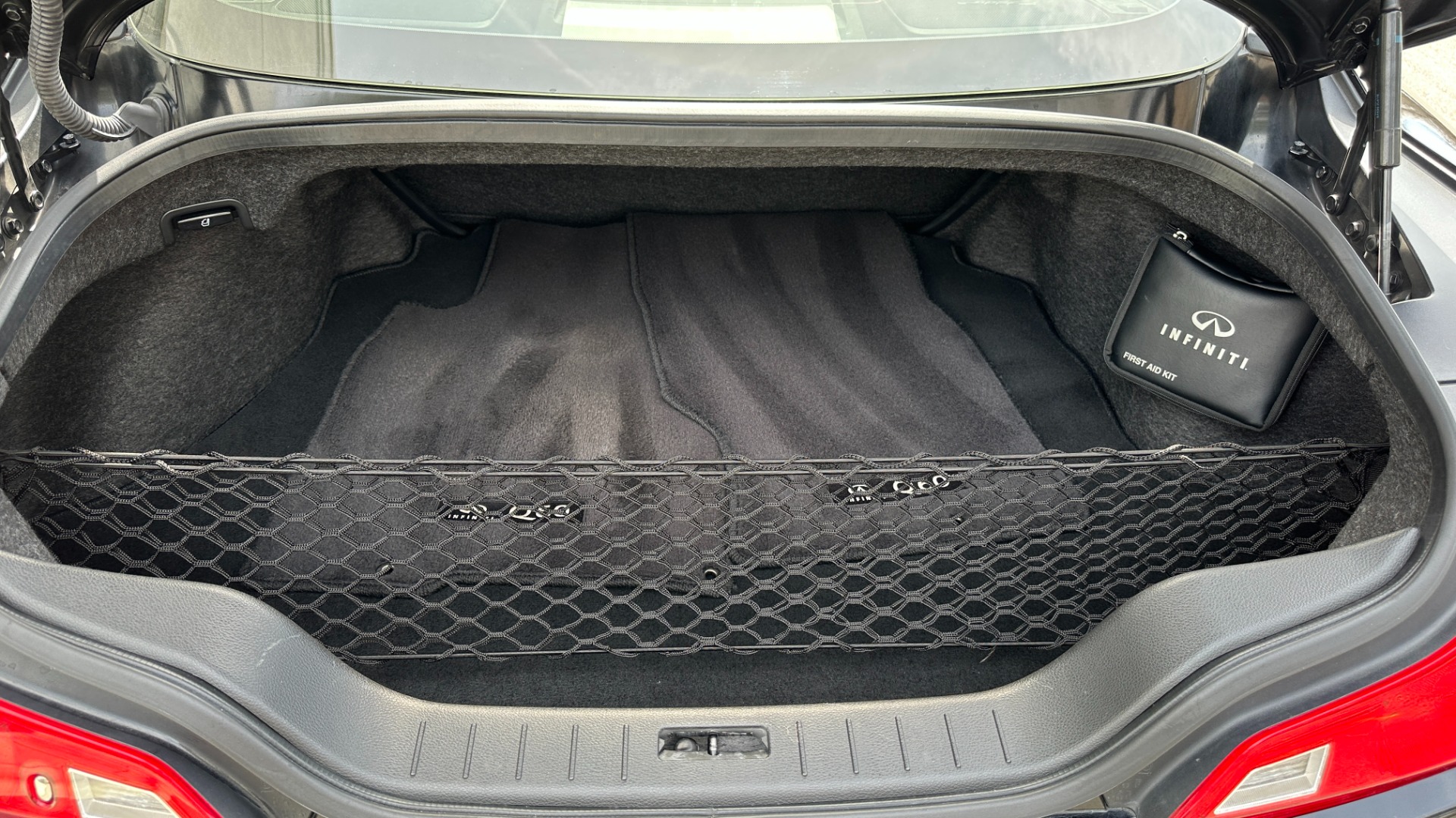 Used 2015 INFINITI Q60 Coupe JOURNEY / SPORT / PREMIUM / NAVIGATION / MIDNIGHT GRILLE for sale Sold at Formula Imports in Charlotte NC 28227 35
