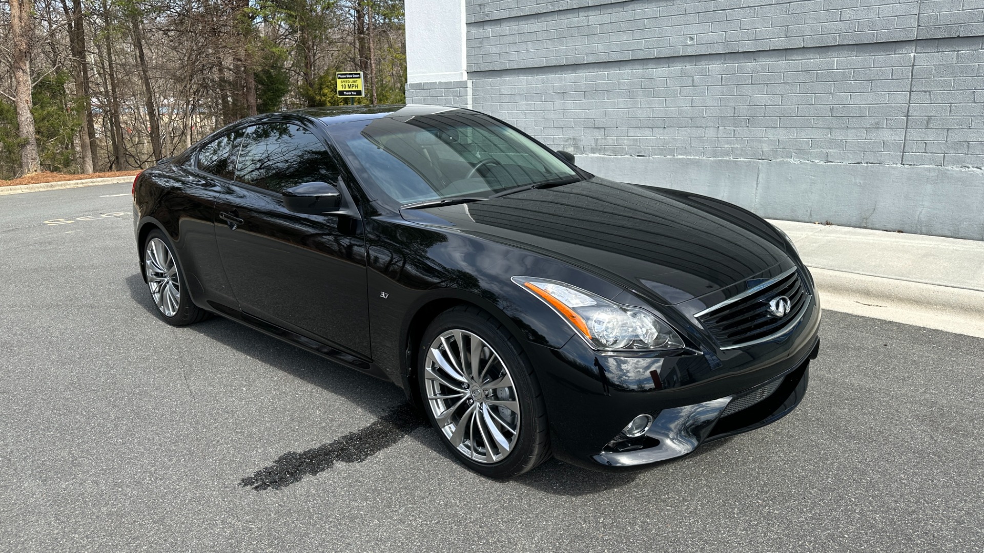 Used 2015 INFINITI Q60 Coupe JOURNEY / SPORT / PREMIUM / NAVIGATION / MIDNIGHT GRILLE for sale Sold at Formula Imports in Charlotte NC 28227 5