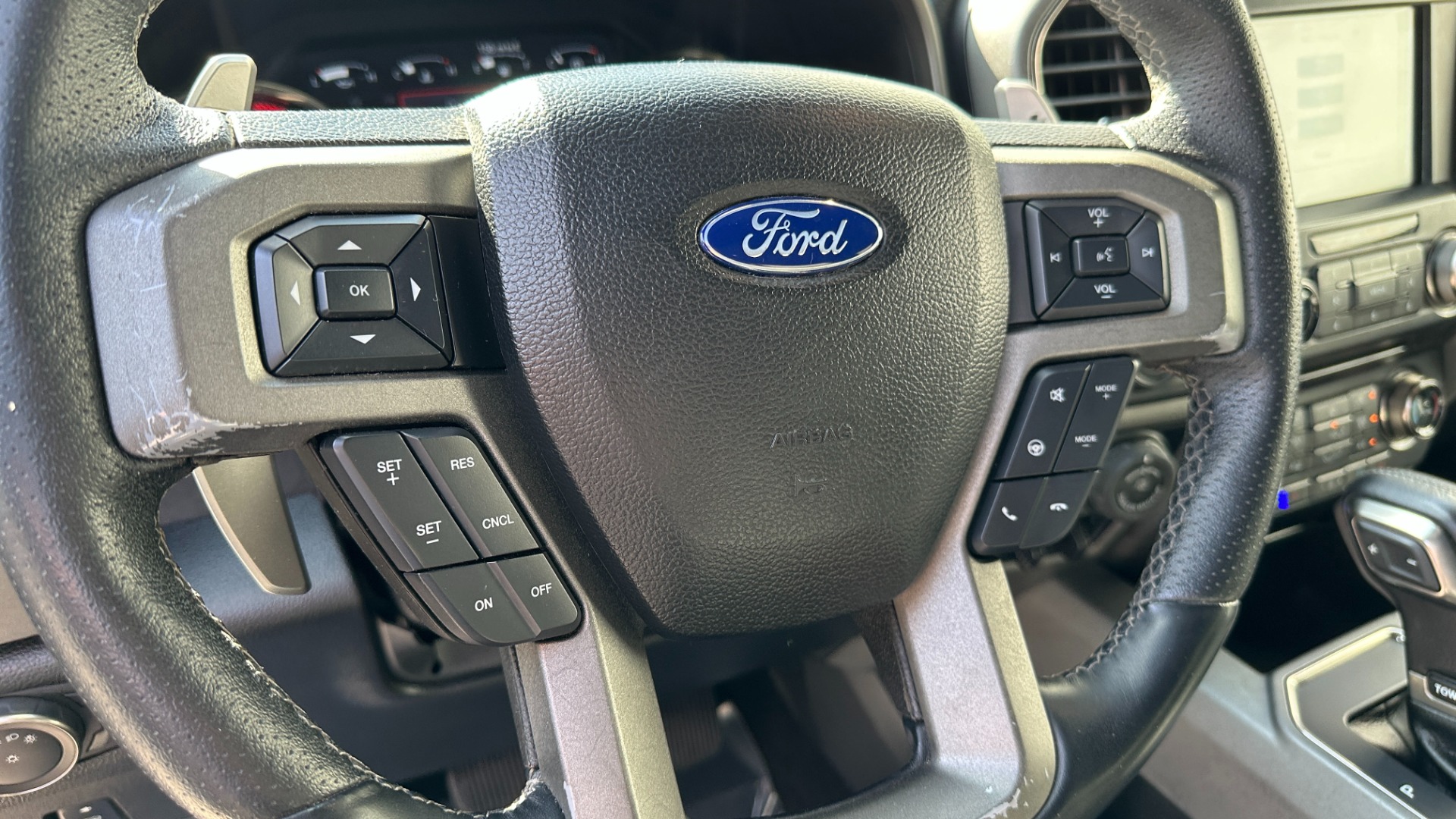 Used 2017 Ford F-150 RAPTOR / 802A PACKAGE / TAILGATE STEP / BEDLINER / SYNC 3 for sale $44,995 at Formula Imports in Charlotte NC 28227 15