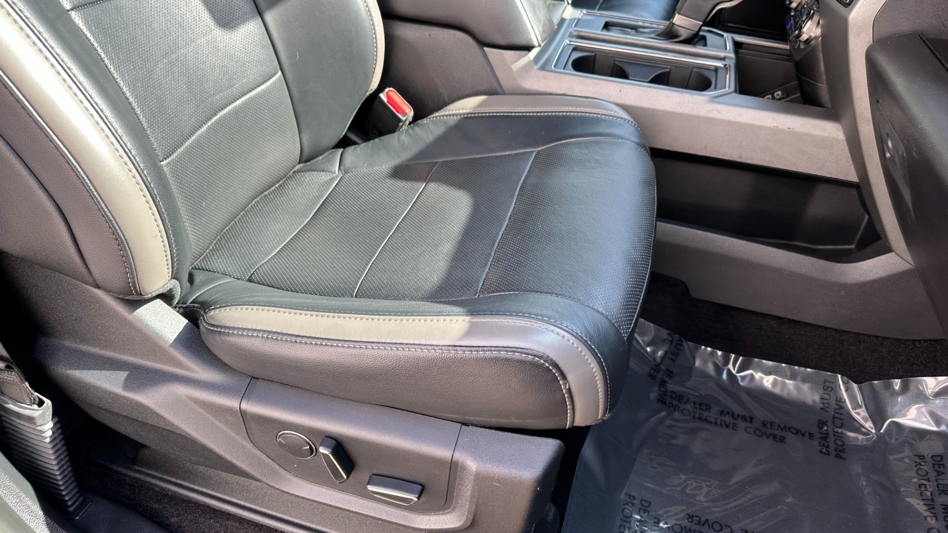 Used 2017 Ford F-150 RAPTOR / 802A PACKAGE / TAILGATE STEP / BEDLINER / SYNC 3 for sale $44,995 at Formula Imports in Charlotte NC 28227 35