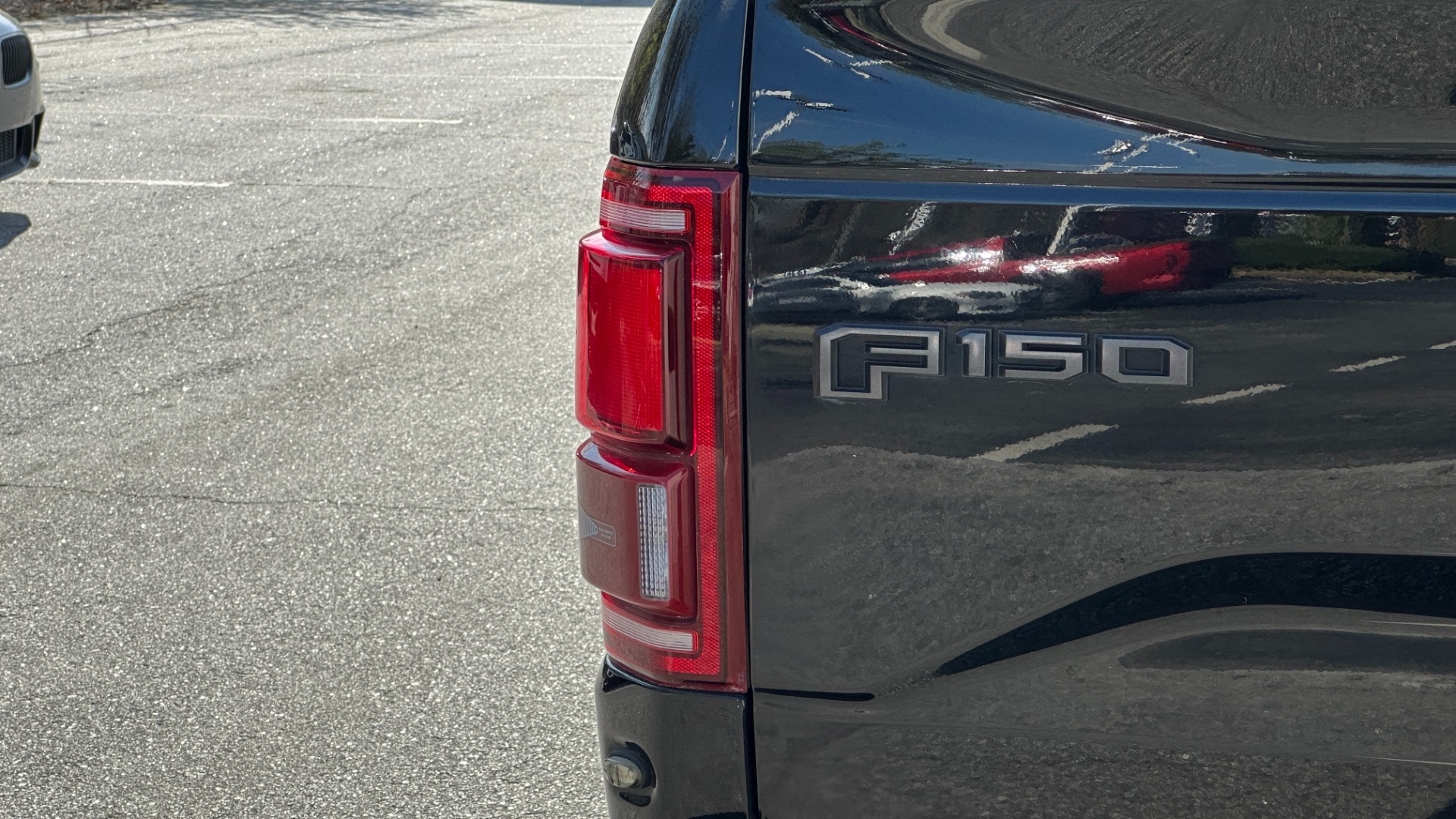 Used 2017 Ford F-150 RAPTOR / 802A PACKAGE / TAILGATE STEP / BEDLINER / SYNC 3 for sale $44,995 at Formula Imports in Charlotte NC 28227 42