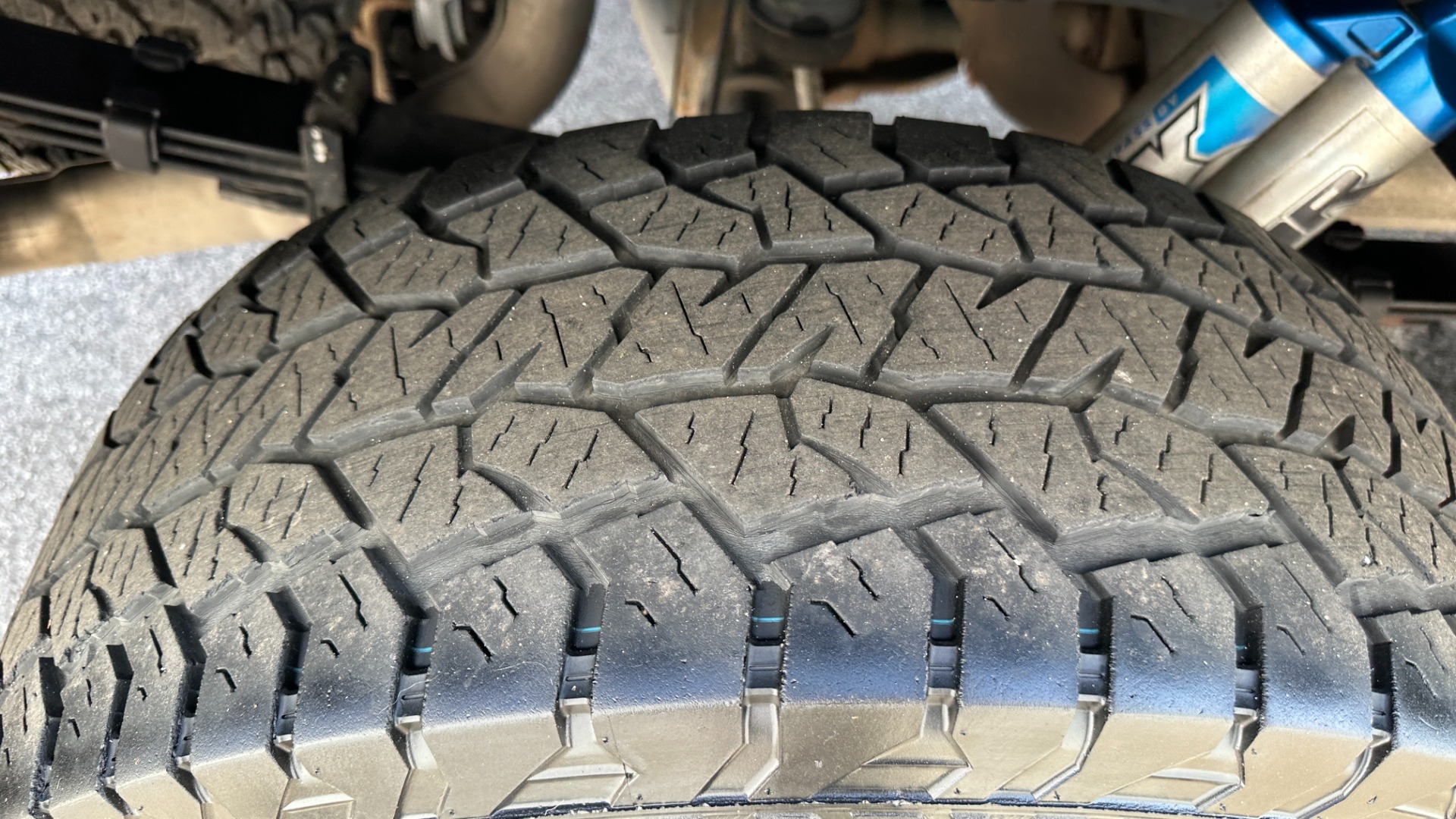 Used 2017 Ford F-150 RAPTOR / 802A PACKAGE / TAILGATE STEP / BEDLINER / SYNC 3 for sale $44,995 at Formula Imports in Charlotte NC 28227 49