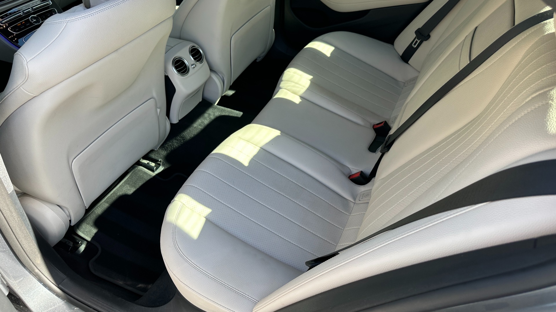 Used 2020 Mercedes-Benz E-Class E 350 / AMG LINE / AMG WHEELS / BURMESTER AUDIO / PREMIUM PKG for sale Sold at Formula Imports in Charlotte NC 28227 22