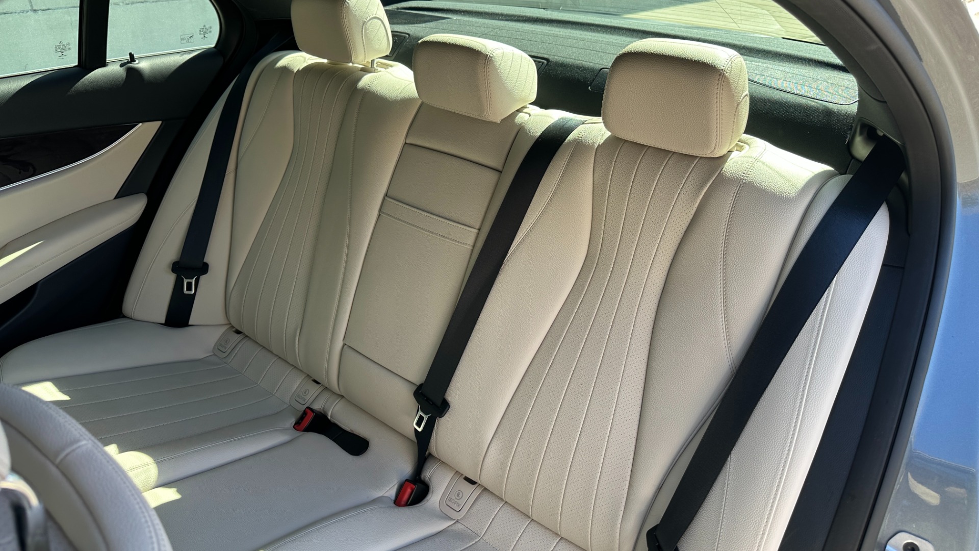 Used 2020 Mercedes-Benz E-Class E 350 / AMG LINE / AMG WHEELS / BURMESTER AUDIO / PREMIUM PKG for sale Sold at Formula Imports in Charlotte NC 28227 23