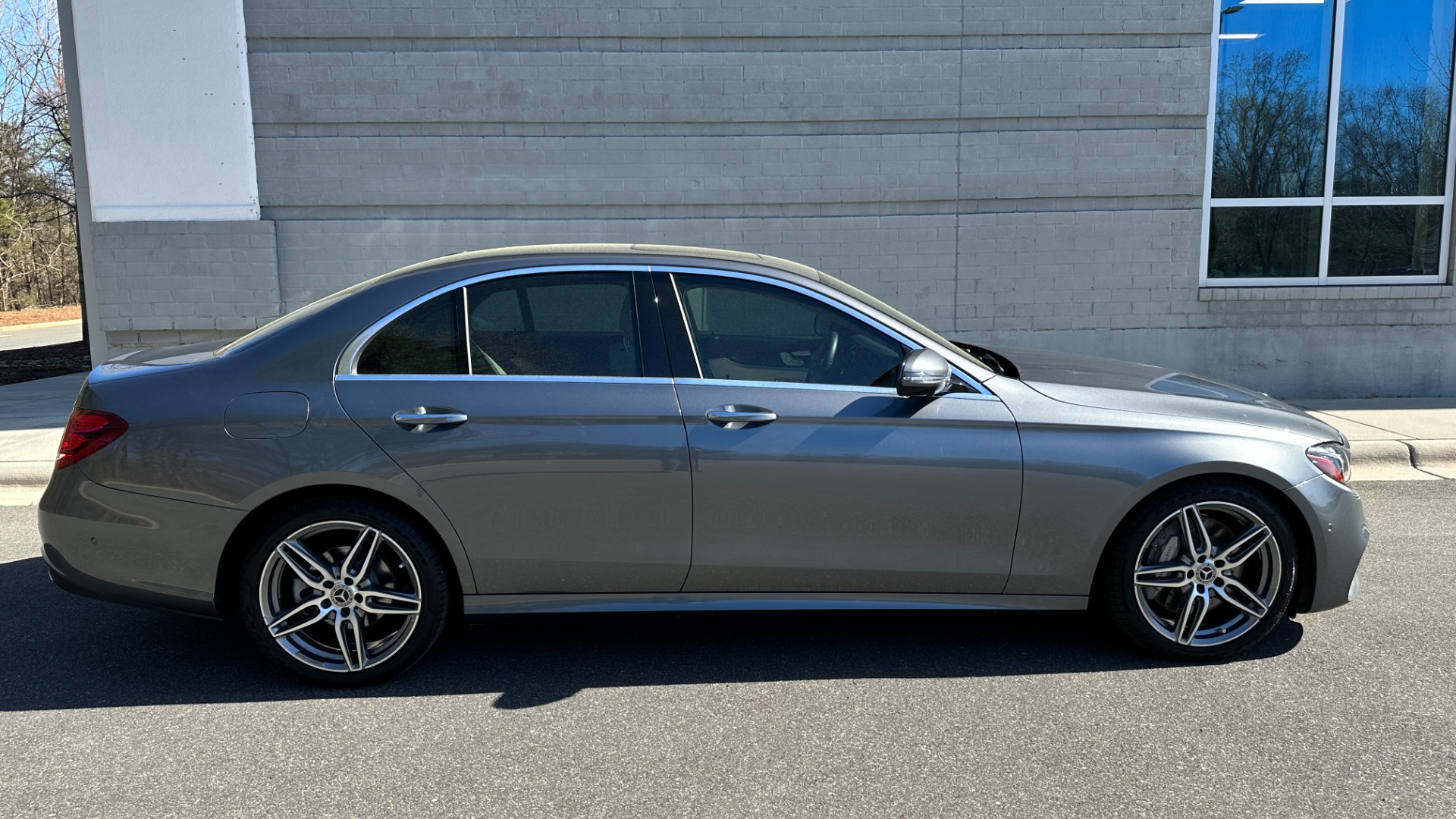 Used 2020 Mercedes-Benz E-Class E 350 / AMG LINE / AMG WHEELS / BURMESTER AUDIO / PREMIUM PKG for sale Sold at Formula Imports in Charlotte NC 28227 3