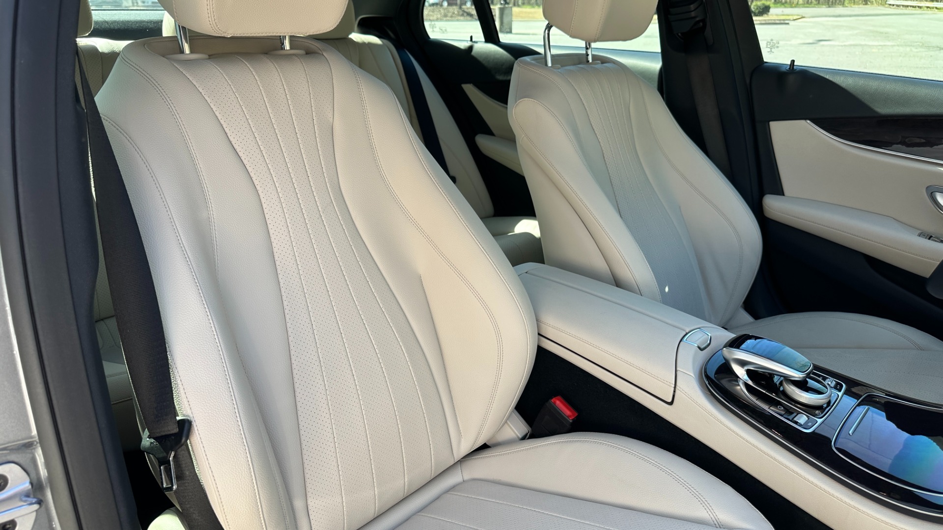 Used 2020 Mercedes-Benz E-Class E 350 / AMG LINE / AMG WHEELS / BURMESTER AUDIO / PREMIUM PKG for sale Sold at Formula Imports in Charlotte NC 28227 31