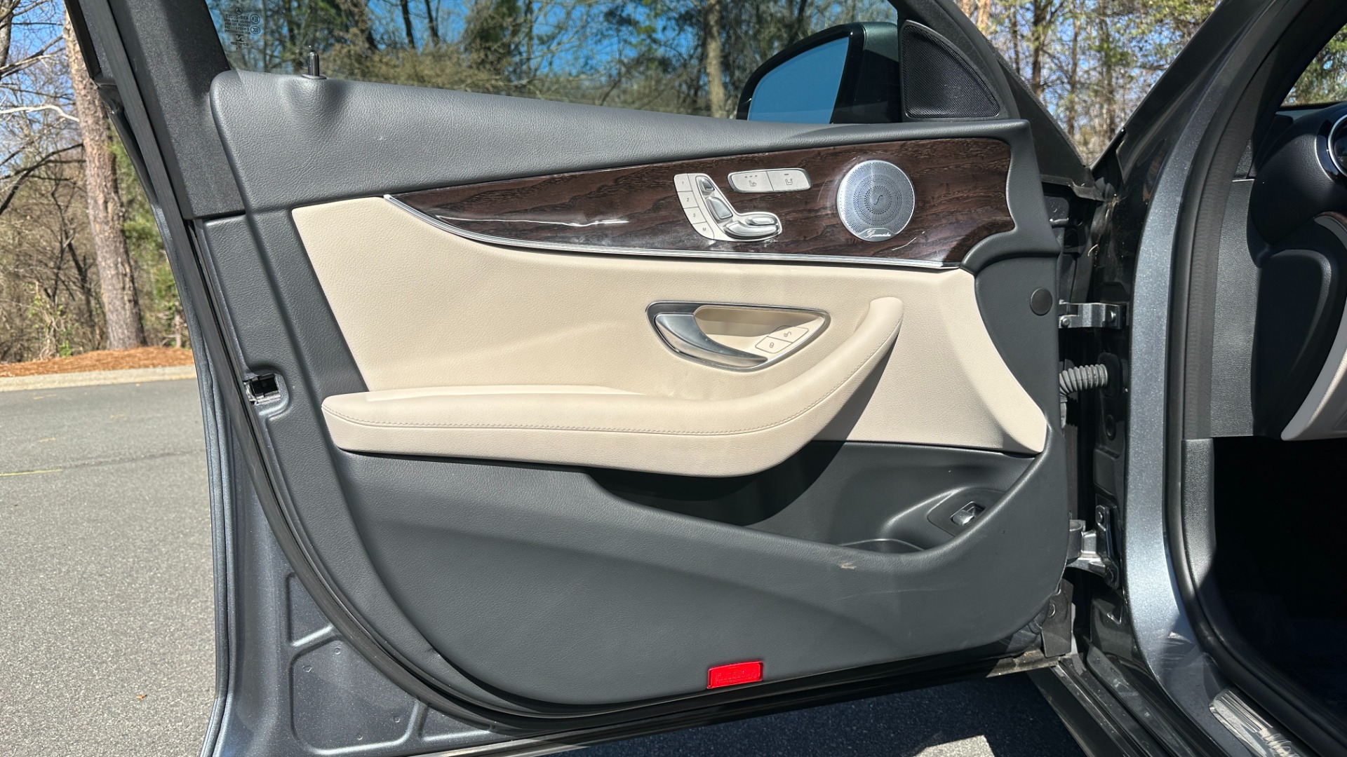 Used 2020 Mercedes-Benz E-Class E 350 / AMG LINE / AMG WHEELS / BURMESTER AUDIO / PREMIUM PKG for sale Sold at Formula Imports in Charlotte NC 28227 32