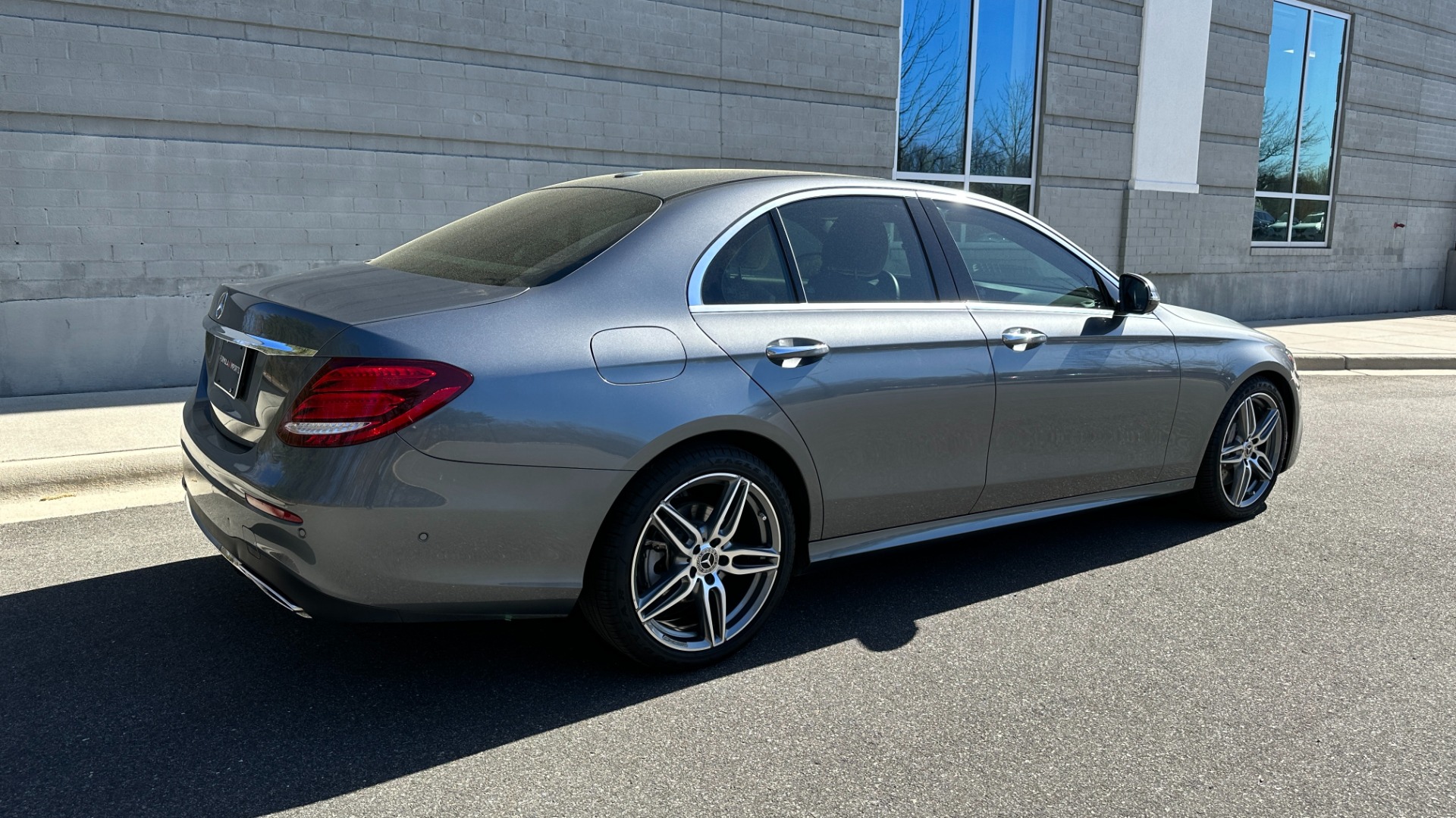 Used 2020 Mercedes-Benz E-Class E 350 / AMG LINE / AMG WHEELS / BURMESTER AUDIO / PREMIUM PKG for sale Sold at Formula Imports in Charlotte NC 28227 4
