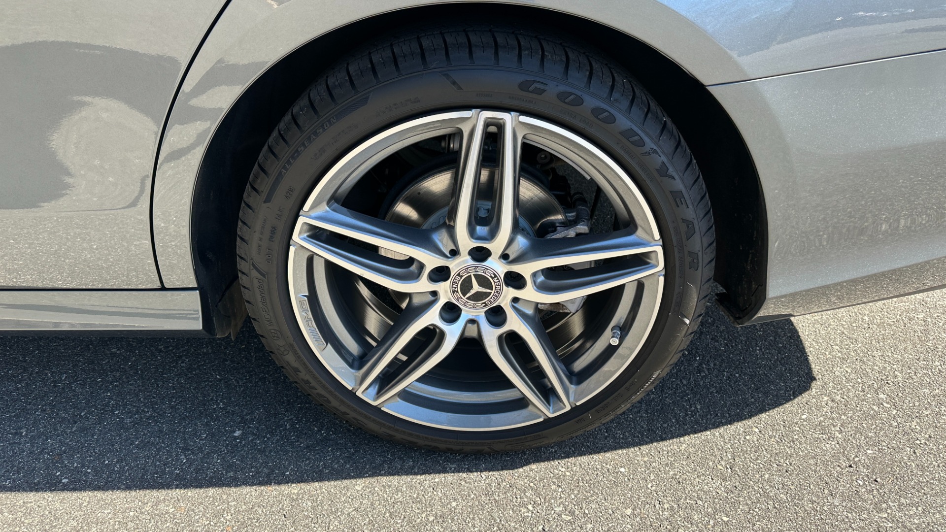 Used 2020 Mercedes-Benz E-Class E 350 / AMG LINE / AMG WHEELS / BURMESTER AUDIO / PREMIUM PKG for sale Sold at Formula Imports in Charlotte NC 28227 43