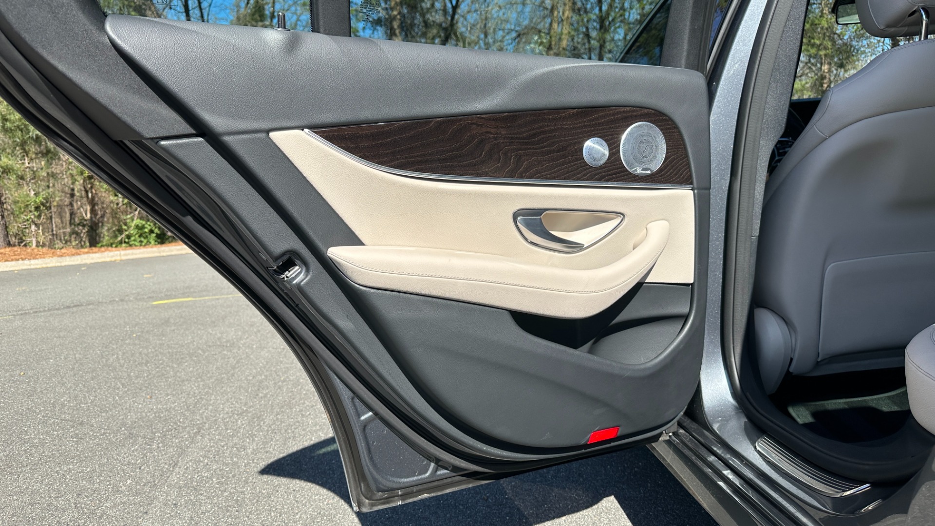 Used 2020 Mercedes-Benz E-Class E 350 / AMG LINE / AMG WHEELS / BURMESTER AUDIO / PREMIUM PKG for sale Sold at Formula Imports in Charlotte NC 28227 44