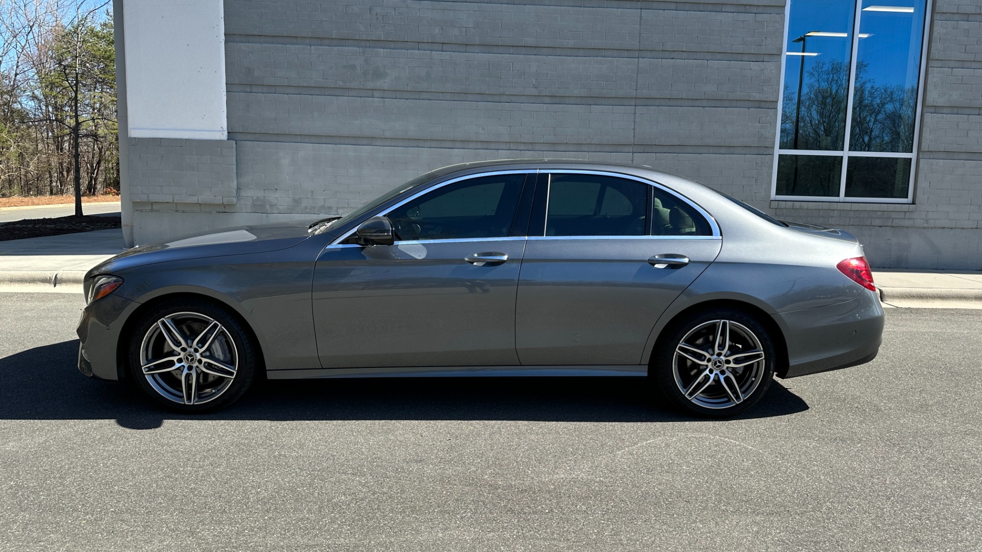 Used 2020 Mercedes-Benz E-Class E 350 / AMG LINE / AMG WHEELS / BURMESTER AUDIO / PREMIUM PKG for sale Sold at Formula Imports in Charlotte NC 28227 6