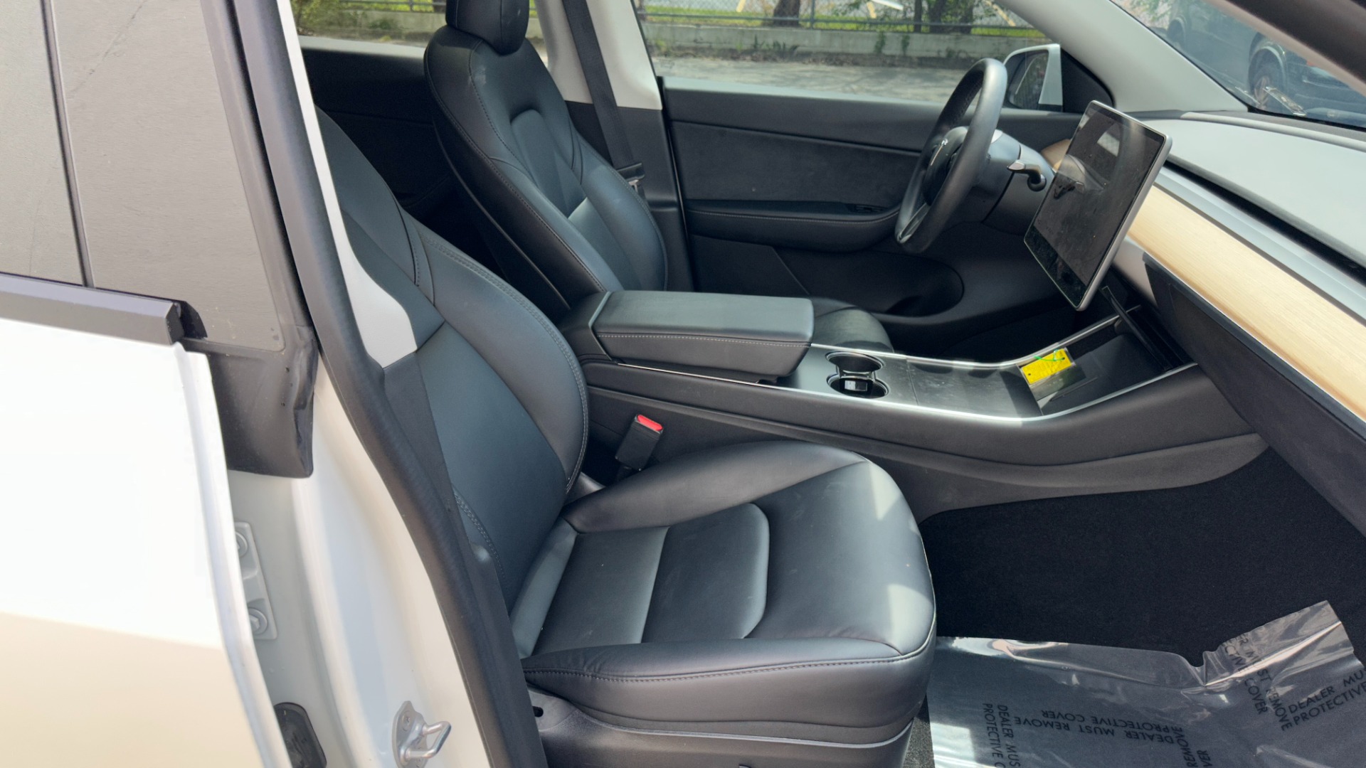Used 2020 Tesla MODEL Y LONG RANGE ACCELERATION BOOST / AUTOPILOT / STANDARD CONNECTIVITY / WOOD TRIM for sale $44,495 at Formula Imports in Charlotte NC 28227 34