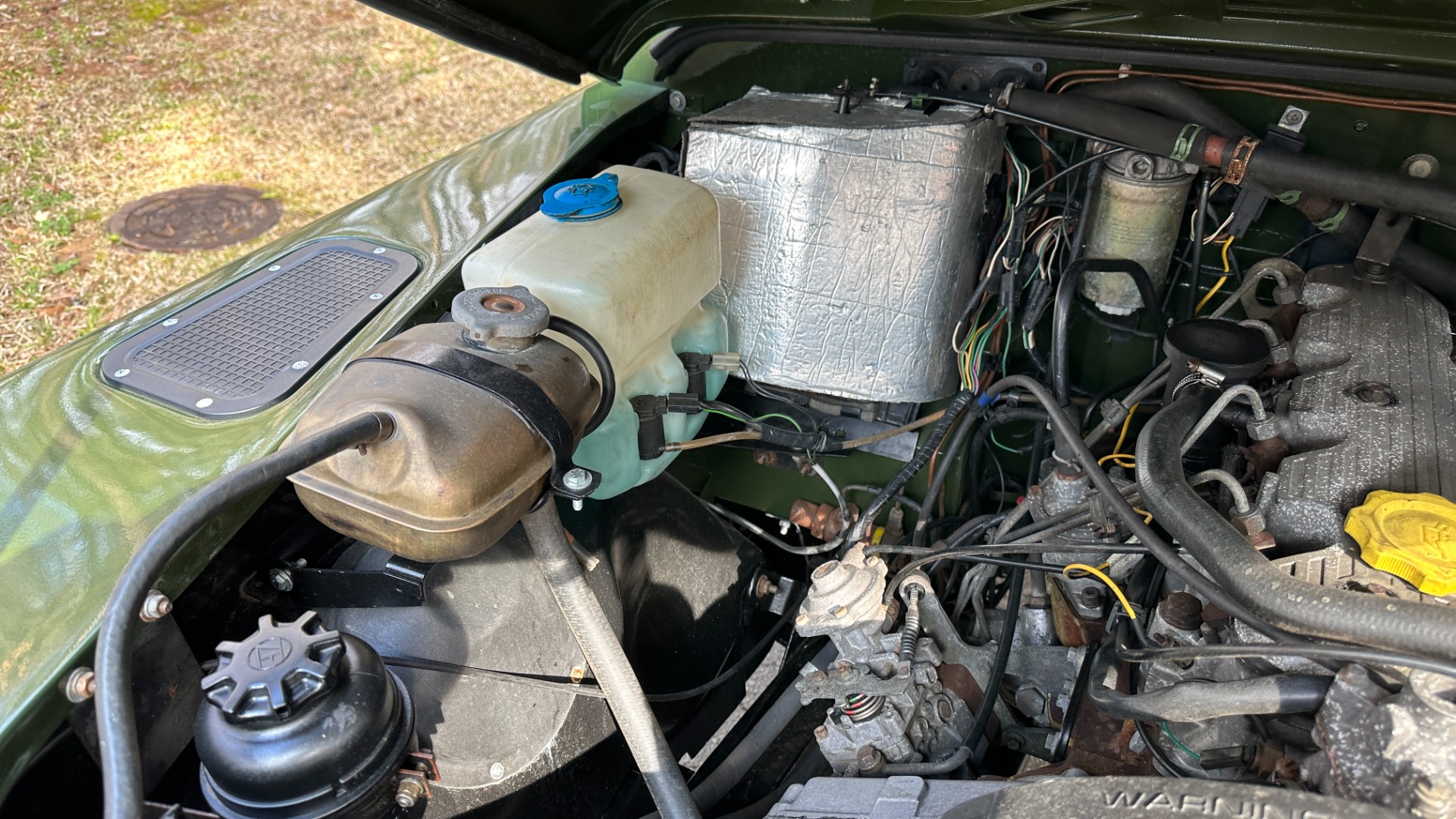Used 1994 Land Rover Defender Defender 90 RESTORED / 200 TDi DIESEL / HARD TOP / REAR BENCH / BUMPERS for sale Sold at Formula Imports in Charlotte NC 28227 38