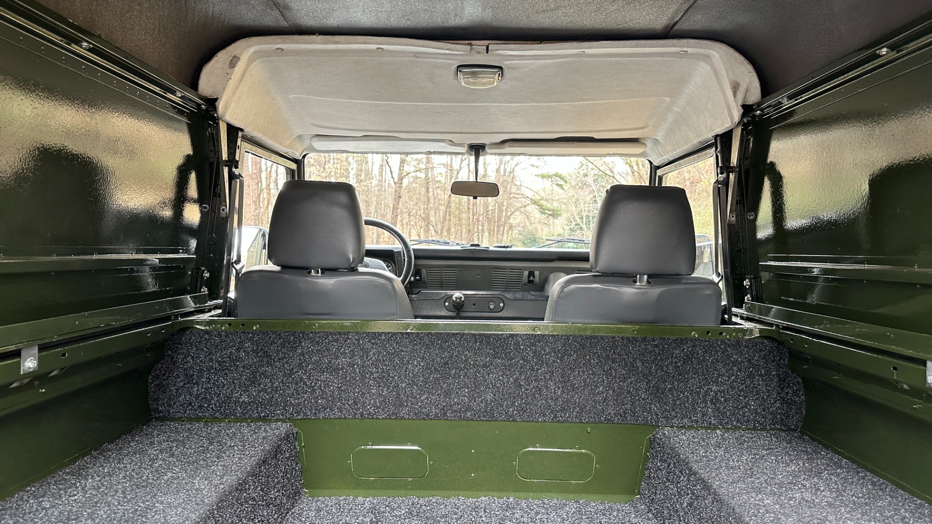 Used 1994 Land Rover Defender Defender 90 RESTORED / 200 TDi DIESEL / HARD TOP / REAR BENCH / BUMPERS for sale Sold at Formula Imports in Charlotte NC 28227 55