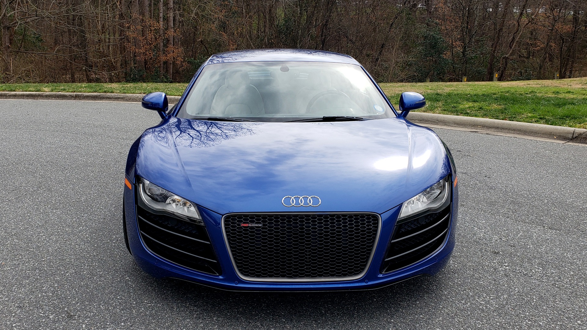 Used 2010 Audi R8 5.2L V10 / AWD / COUPE / NAV / 6-SPD AUTO / CUSTOM WHEELS for sale Sold at Formula Imports in Charlotte NC 28227 24