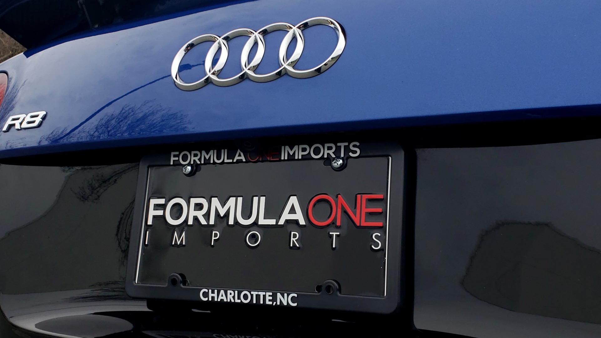 Used 2010 Audi R8 5.2L V10 / AWD / COUPE / NAV / 6-SPD AUTO / CUSTOM WHEELS for sale Sold at Formula Imports in Charlotte NC 28227 59