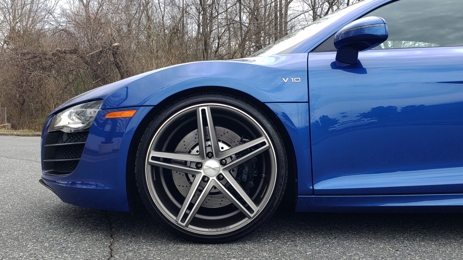 Used 2010 Audi R8 5.2L V10 / AWD / COUPE / NAV / 6-SPD AUTO / CUSTOM WHEELS for sale Sold at Formula Imports in Charlotte NC 28227 71