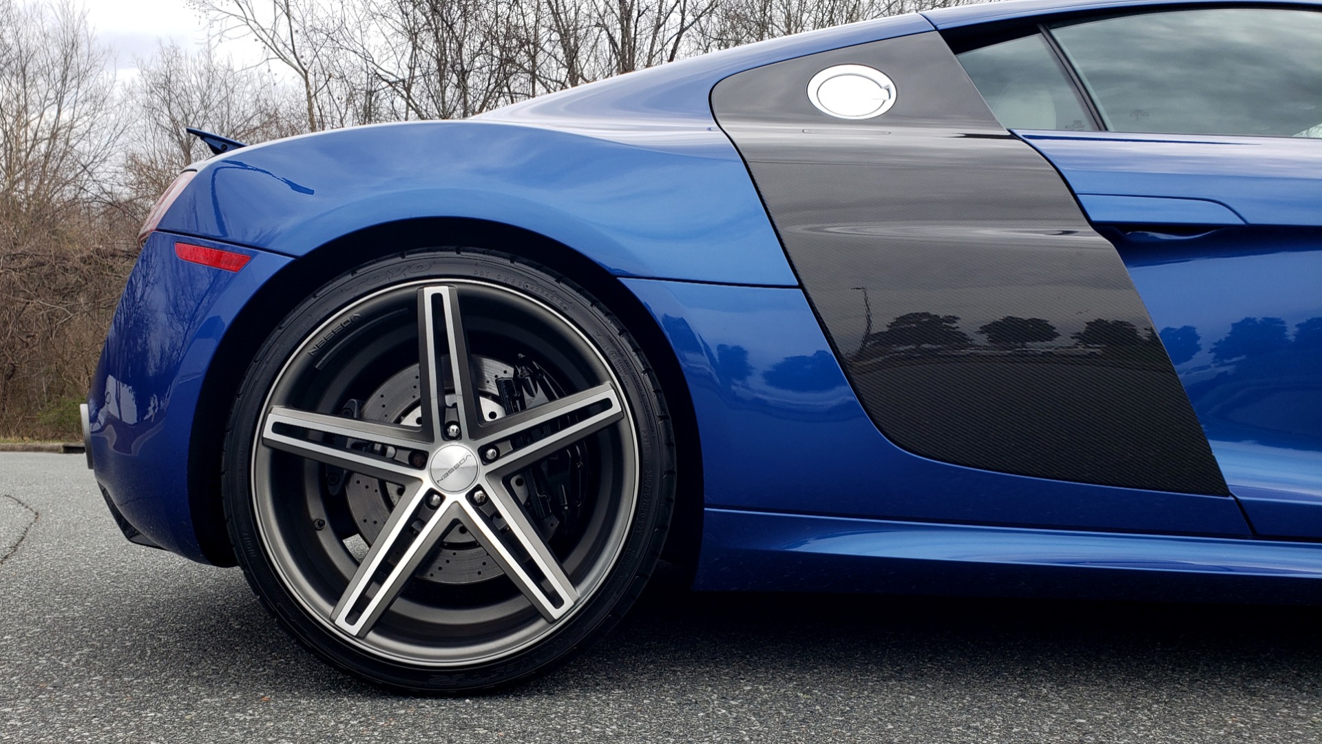 Used 2010 Audi R8 5.2L V10 / AWD / COUPE / NAV / 6-SPD AUTO / CUSTOM WHEELS for sale Sold at Formula Imports in Charlotte NC 28227 73