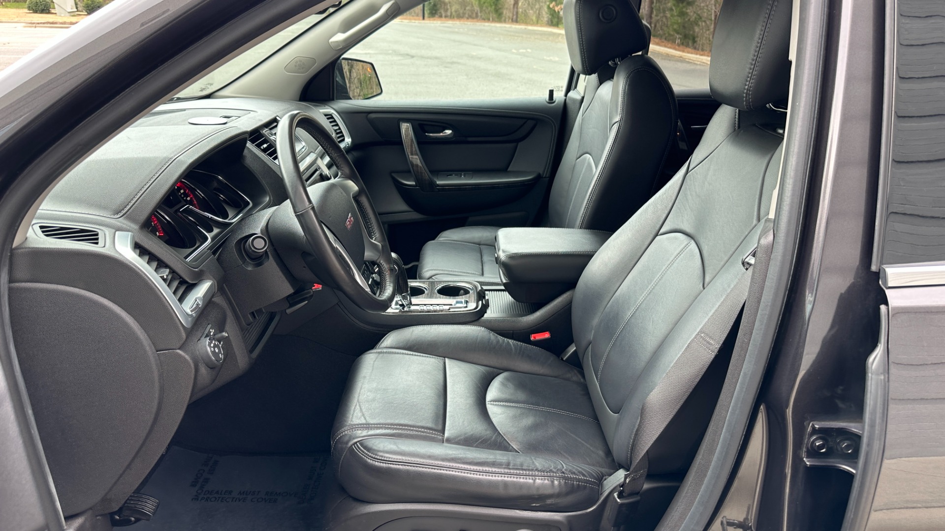 Used 2017 GMC Acadia Limited LIMITED / LEATHER / AWD / CAPTAIN CHAIRS / 3RD ROW SEATING for sale Sold at Formula Imports in Charlotte NC 28227 10