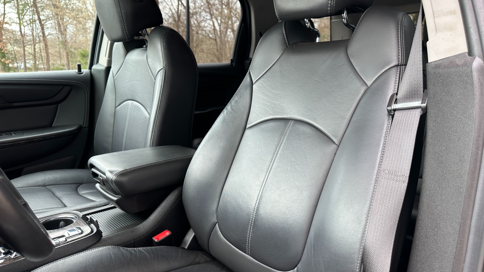 Used 2017 GMC Acadia Limited LIMITED / LEATHER / AWD / CAPTAIN CHAIRS / 3RD ROW SEATING for sale Sold at Formula Imports in Charlotte NC 28227 11