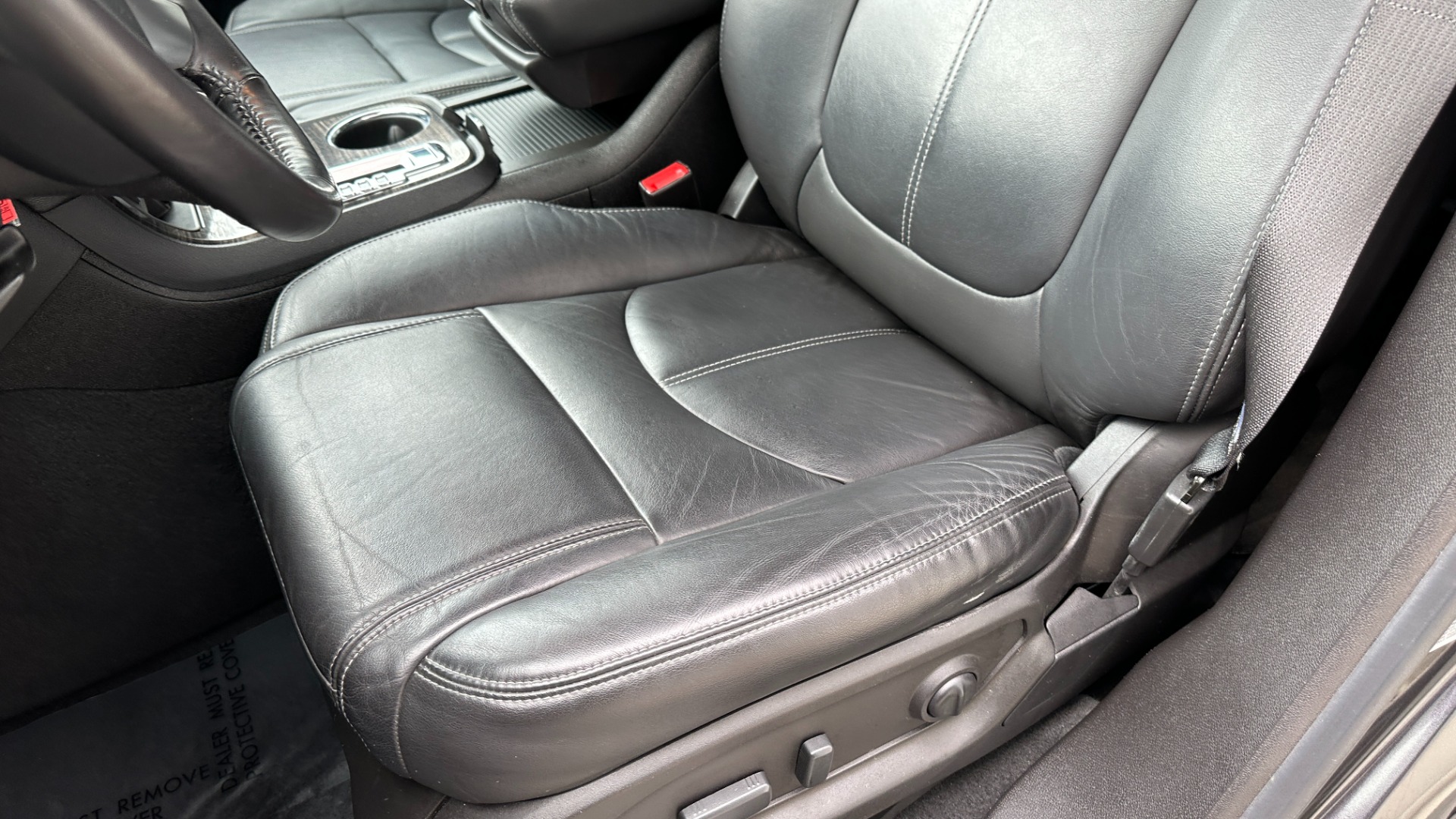 Used 2017 GMC Acadia Limited LIMITED / LEATHER / AWD / CAPTAIN CHAIRS / 3RD ROW SEATING for sale Sold at Formula Imports in Charlotte NC 28227 12