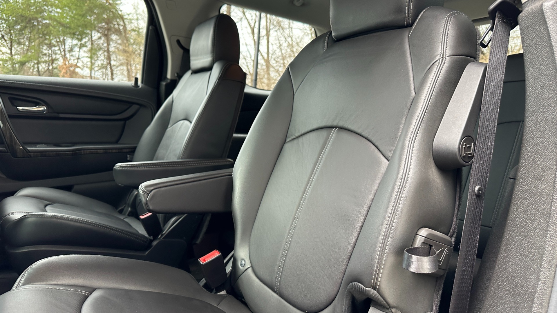 Used 2017 GMC Acadia Limited LIMITED / LEATHER / AWD / CAPTAIN CHAIRS / 3RD ROW SEATING for sale Sold at Formula Imports in Charlotte NC 28227 25