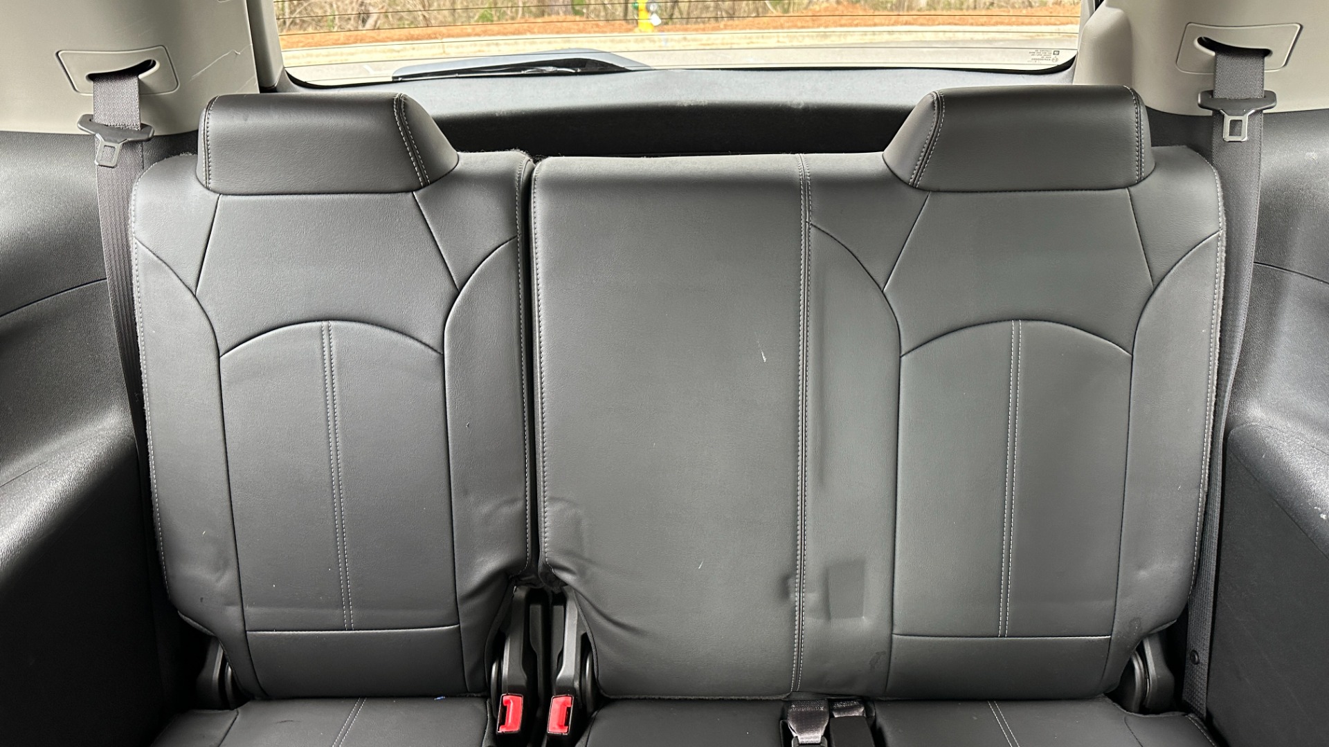 Used 2017 GMC Acadia Limited LIMITED / LEATHER / AWD / CAPTAIN CHAIRS / 3RD ROW SEATING for sale Sold at Formula Imports in Charlotte NC 28227 29