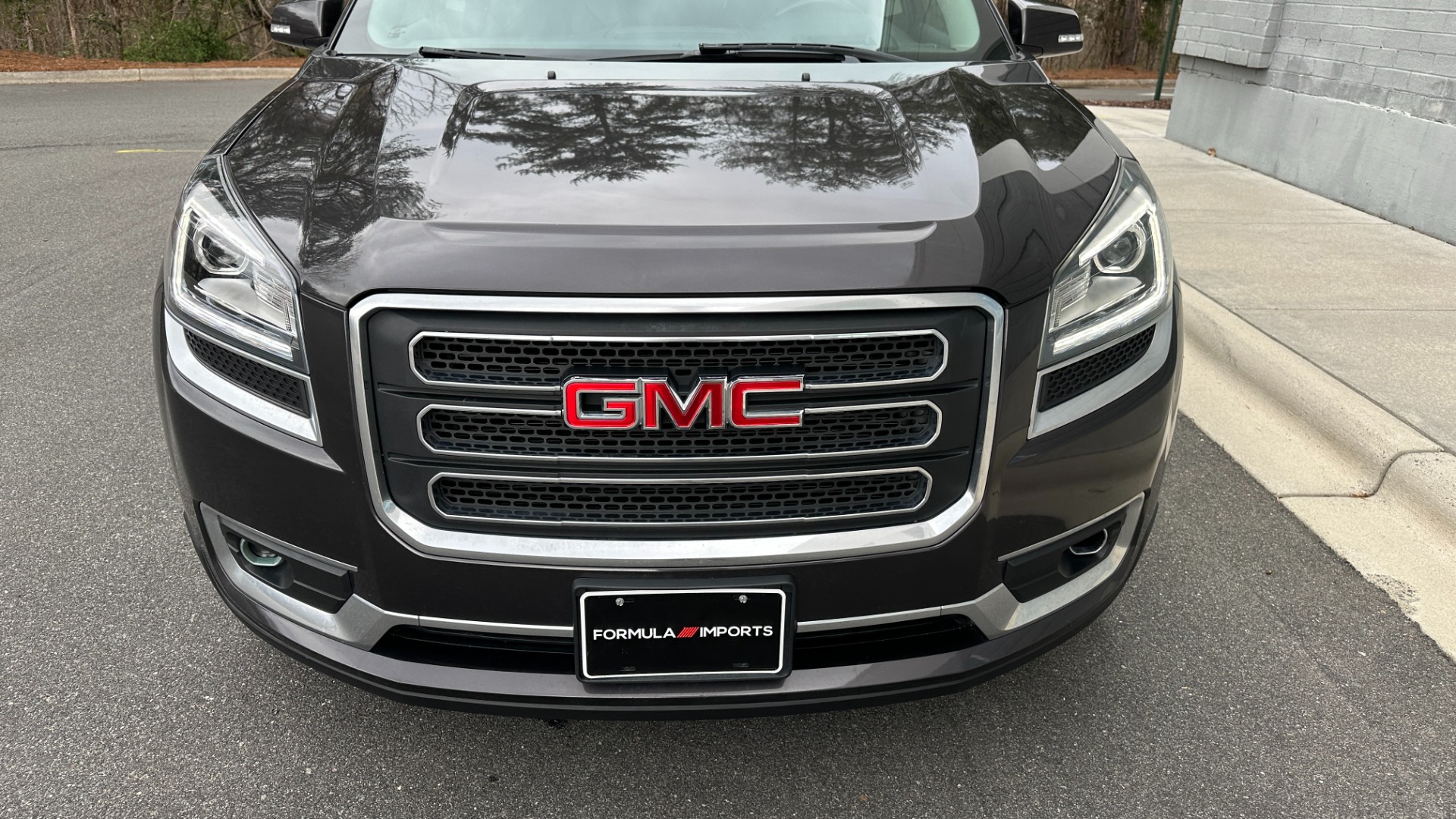 Used 2017 GMC Acadia Limited LIMITED / LEATHER / AWD / CAPTAIN CHAIRS / 3RD ROW SEATING for sale Sold at Formula Imports in Charlotte NC 28227 41