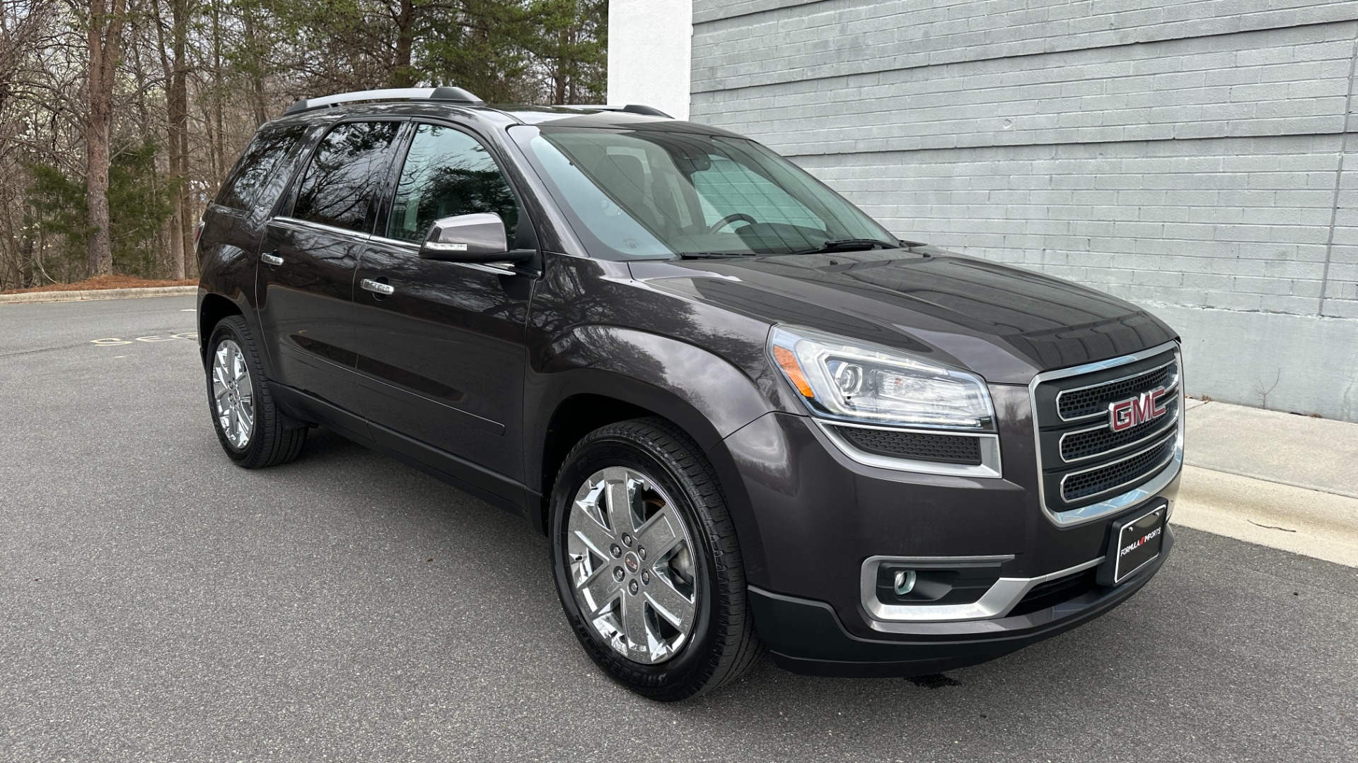 Used 2017 GMC Acadia Limited LIMITED / LEATHER / AWD / CAPTAIN CHAIRS / 3RD ROW SEATING for sale Sold at Formula Imports in Charlotte NC 28227 5