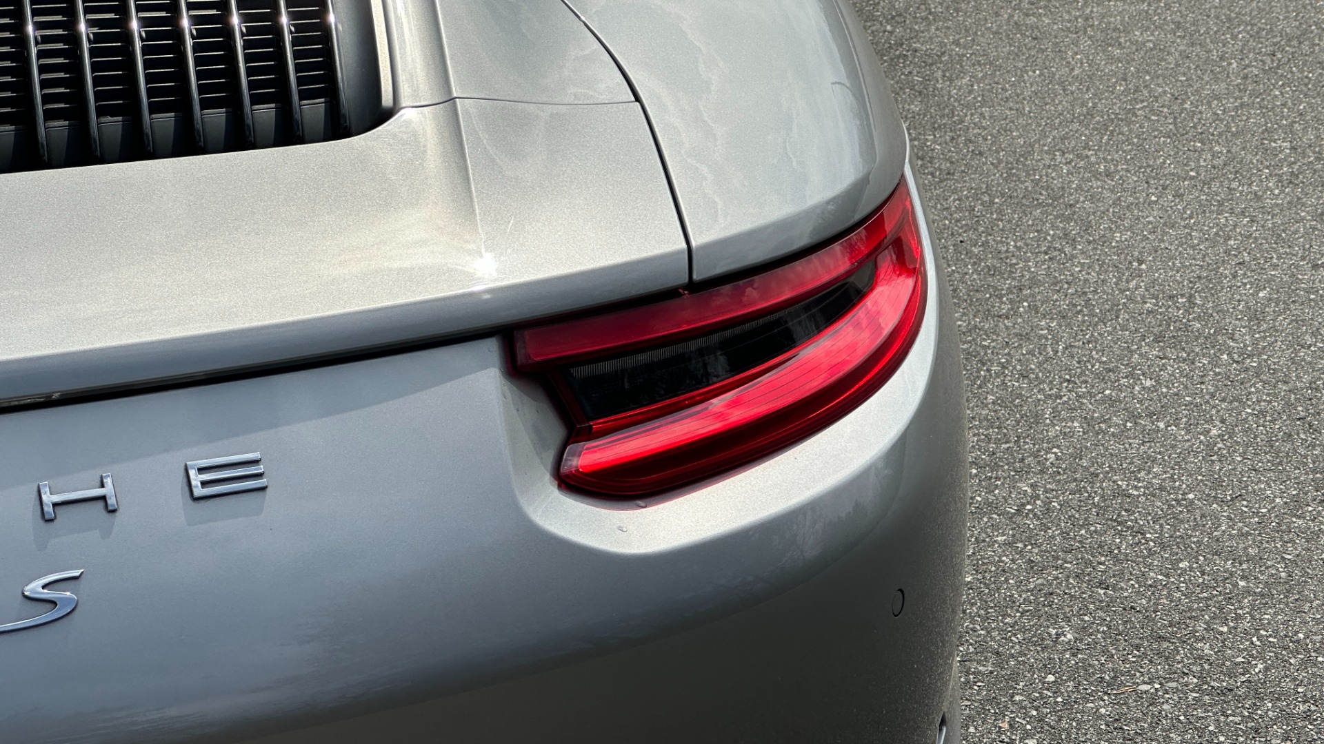 Used 2017 Porsche 911 CARRERA S / PDK / SPORT PLUS INTERIOR / SPORT EXHAUST / PASM SUSPENSION for sale Sold at Formula Imports in Charlotte NC 28227 44