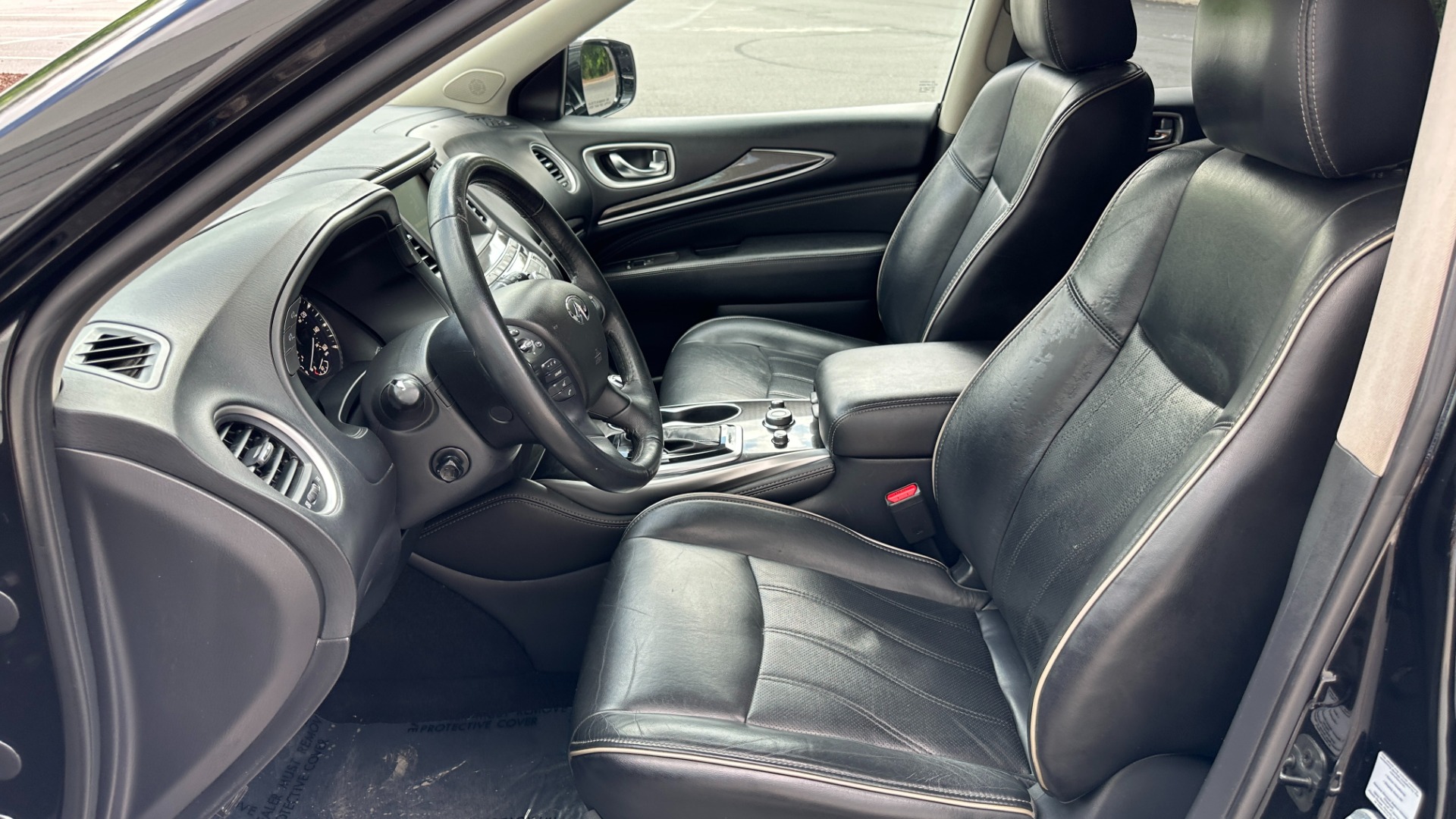 Used 2018 INFINITI QX60 for sale Sold at Formula Imports in Charlotte NC 28227 12