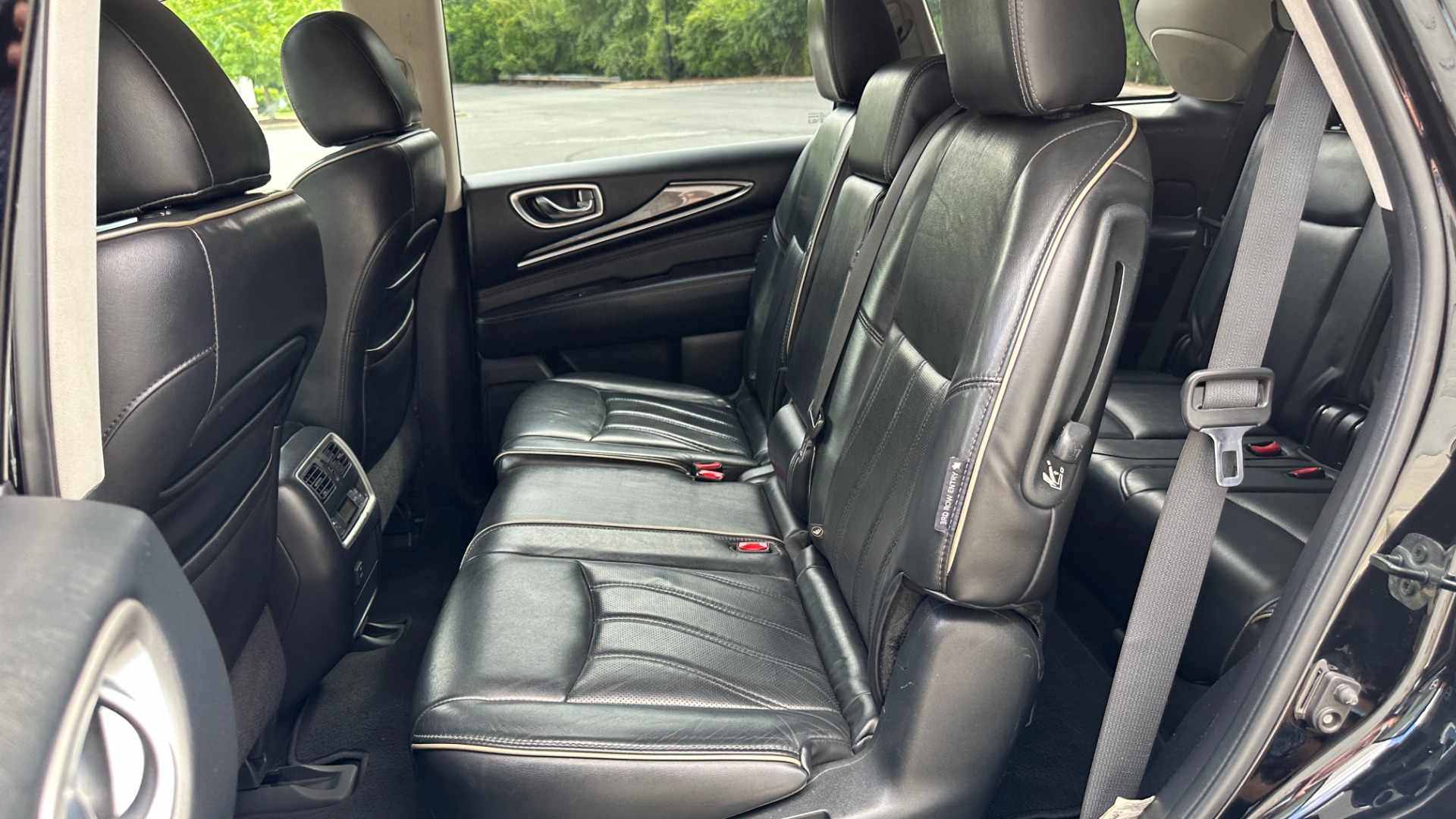 Used 2018 INFINITI QX60 for sale Sold at Formula Imports in Charlotte NC 28227 25