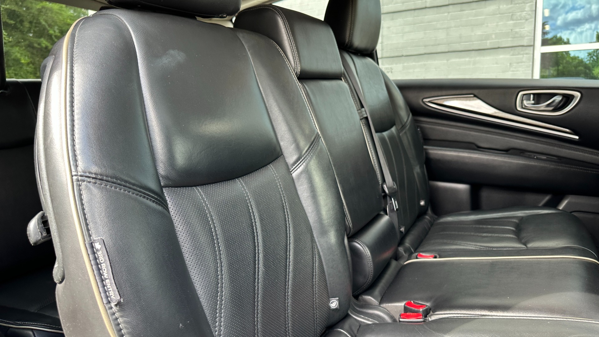 Used 2018 INFINITI QX60 for sale Sold at Formula Imports in Charlotte NC 28227 34