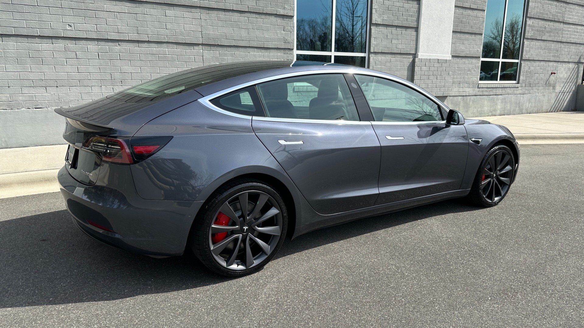 Used 2020 Tesla Model 3 PERFORMANCE / AWD / 20IN WHEELS / FULL SELF DRIVING / PREMIUM CONNECTIVITY for sale Sold at Formula Imports in Charlotte NC 28227 4
